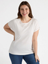T-shirt con ricamo image number 2