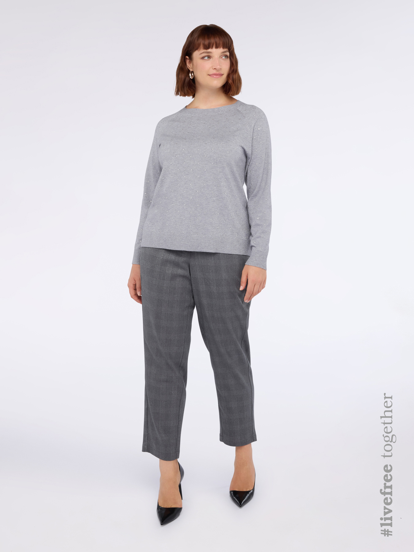 Pull avec applications brillantes image number 0