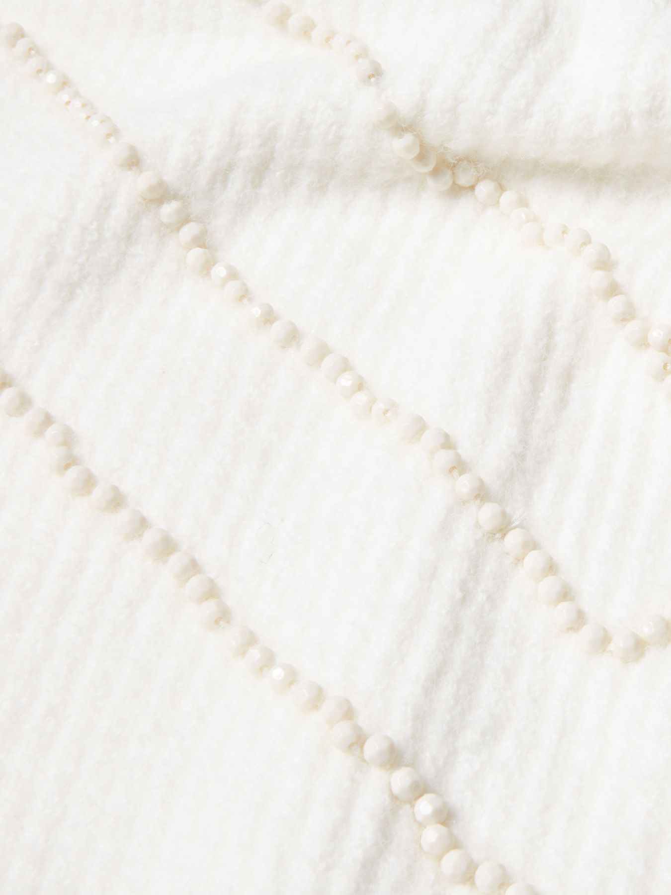 Bestickter Schal image number 1