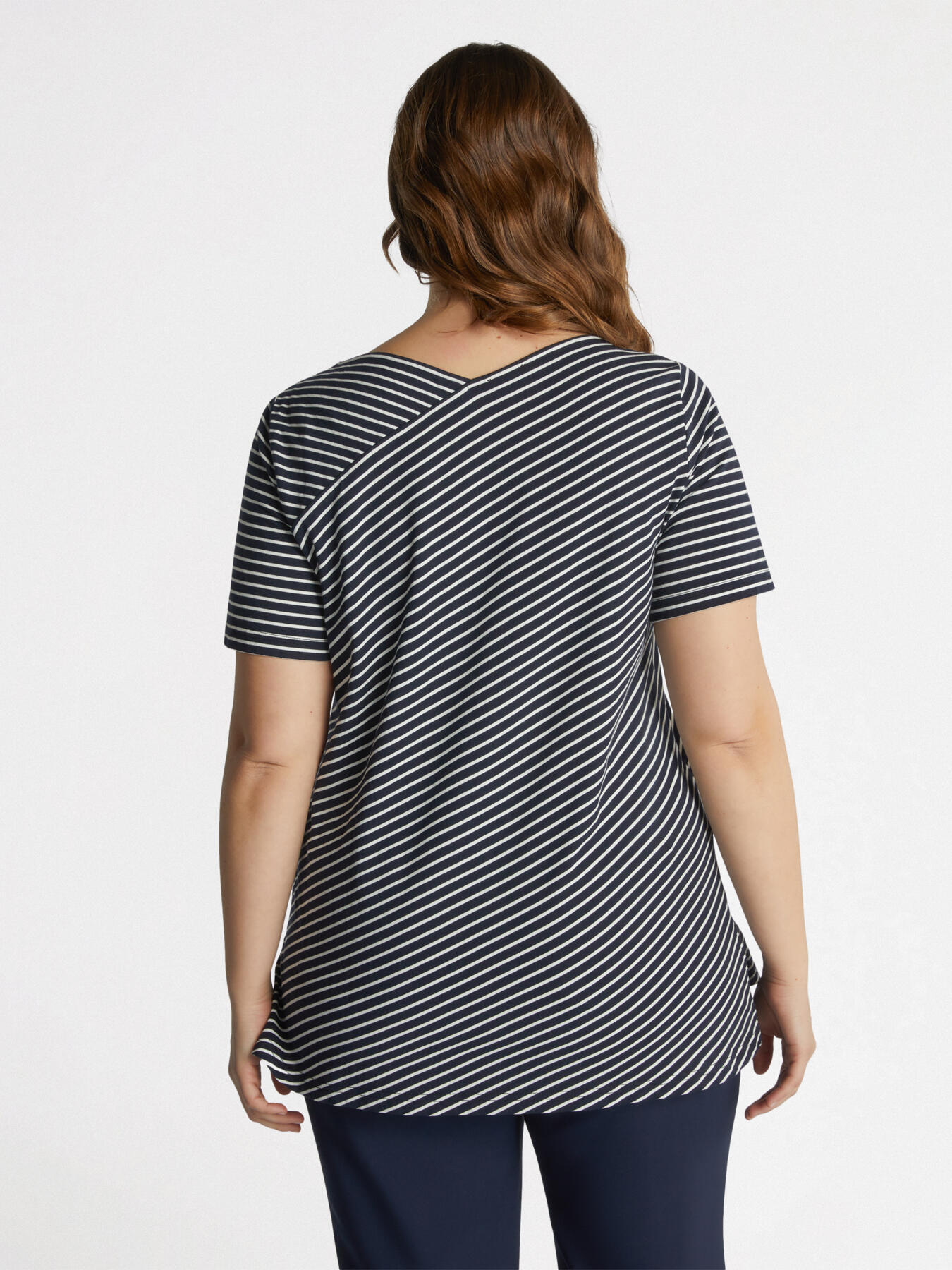 Gestreiftes T-Shirt mit Strass image number 1