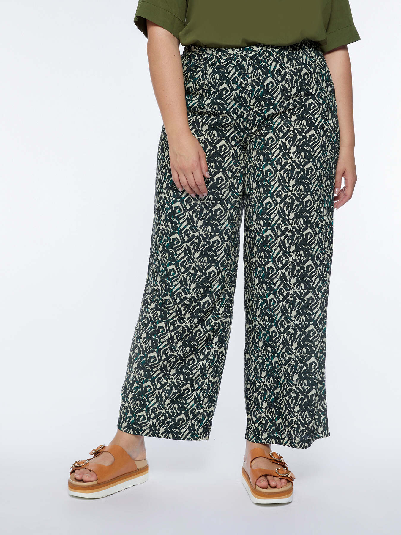 Loose printed trousers image number 0