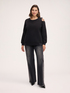 Sweatshirt mit Cut-Outs und Ketten an der Schulter image number 0