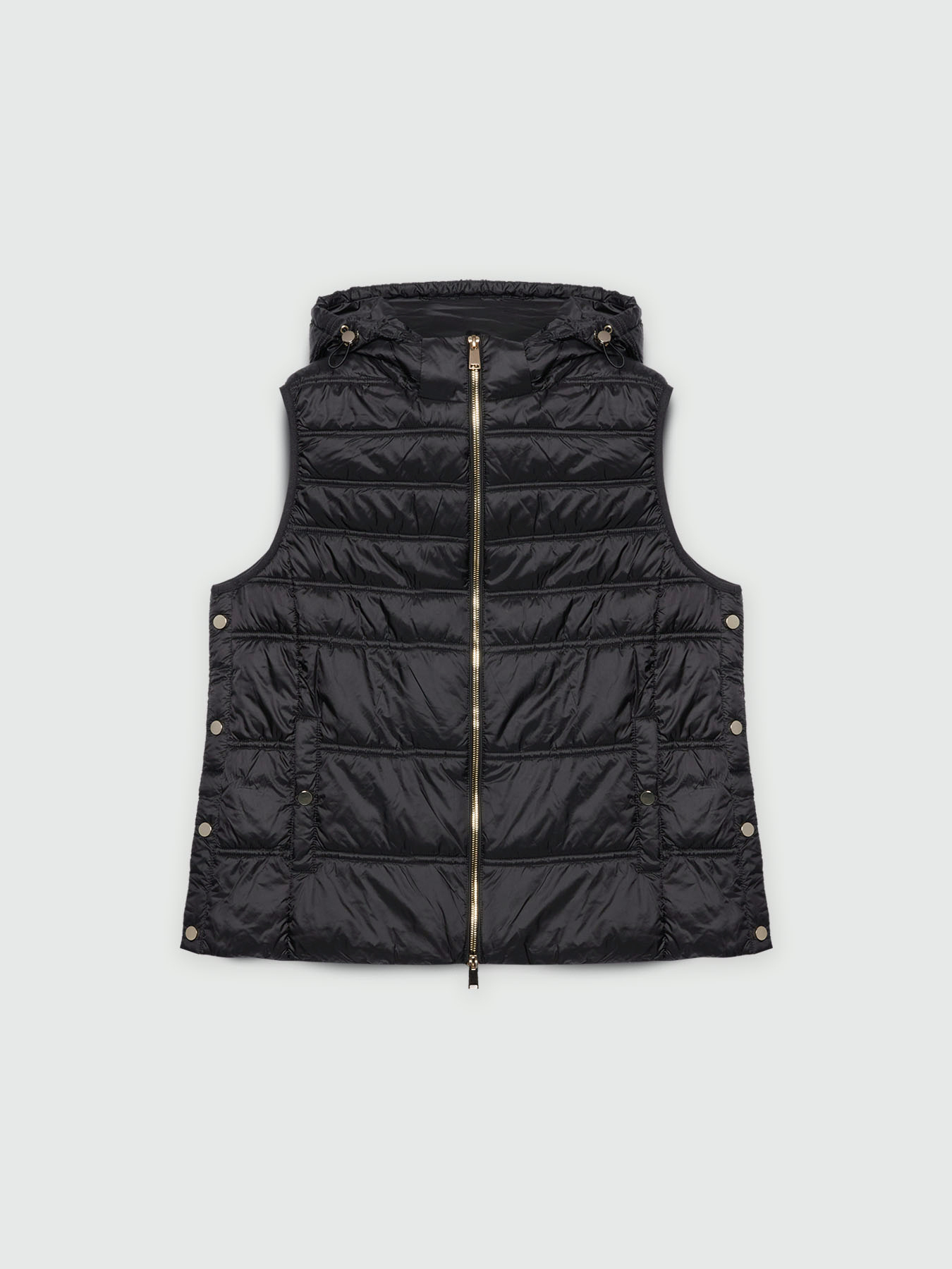 Sleeveless down jacket with Sorona&reg; Aura padding image number 4