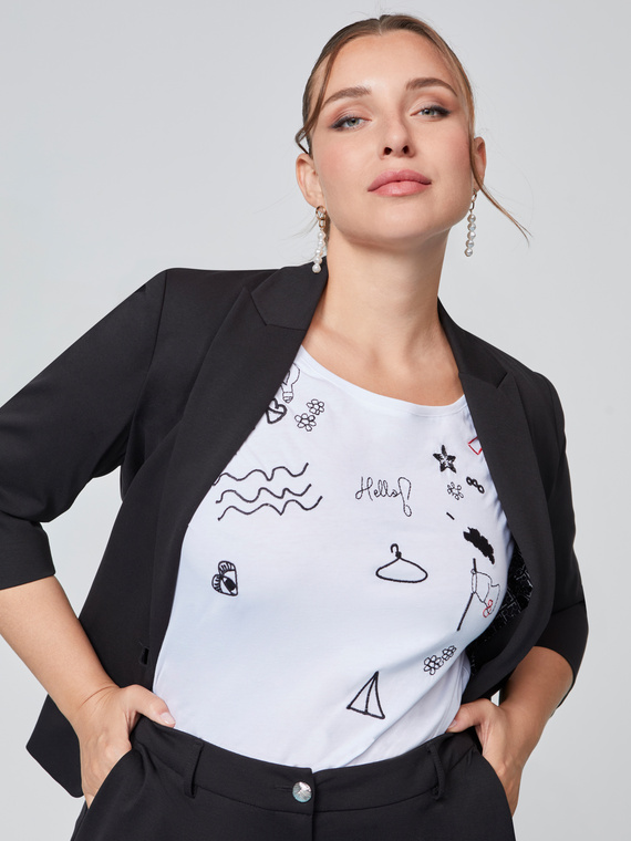 T-shirt en jersey avec broderies et petites inscriptions