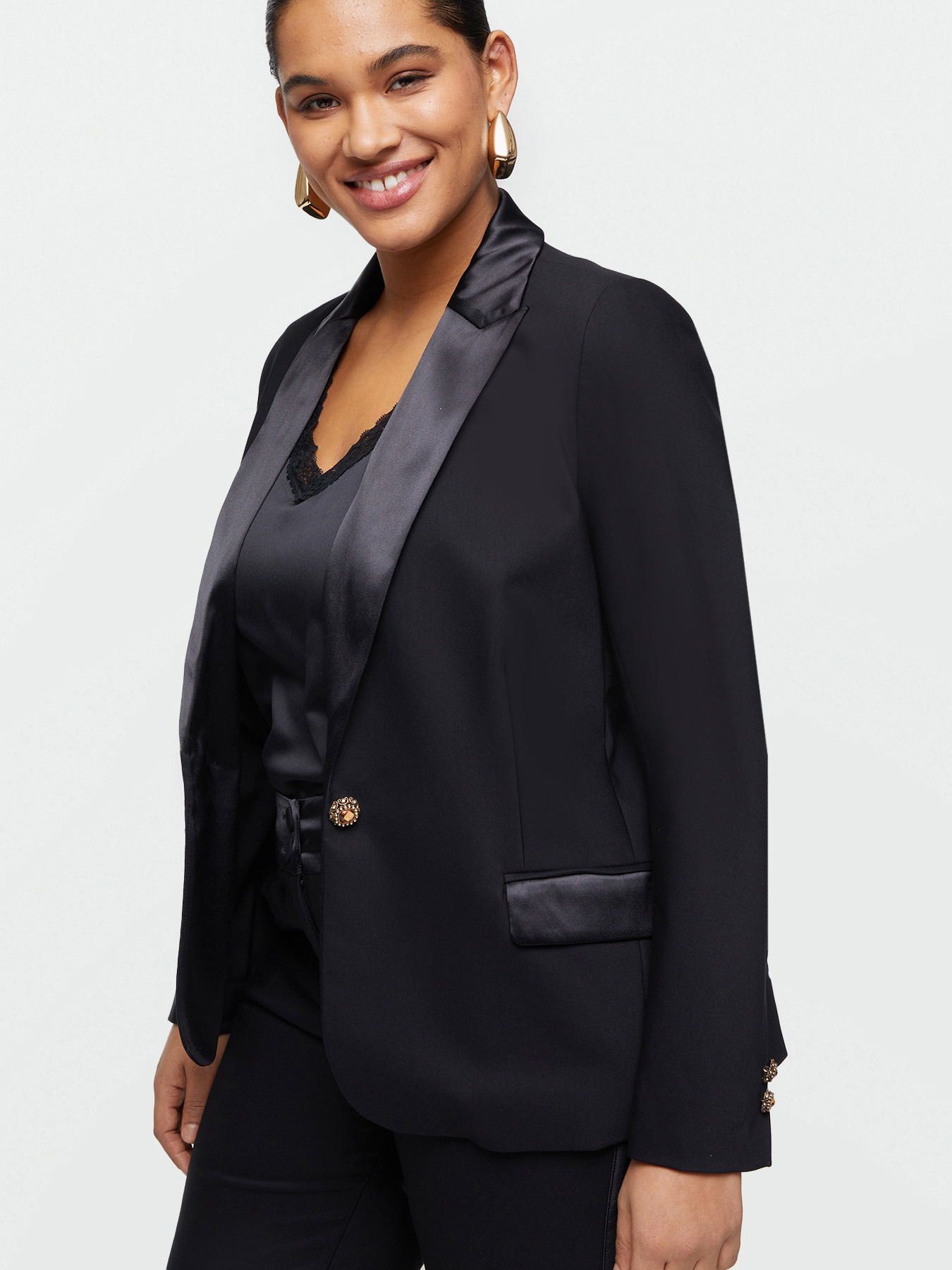 Blazer mit Satin-Details image number 3