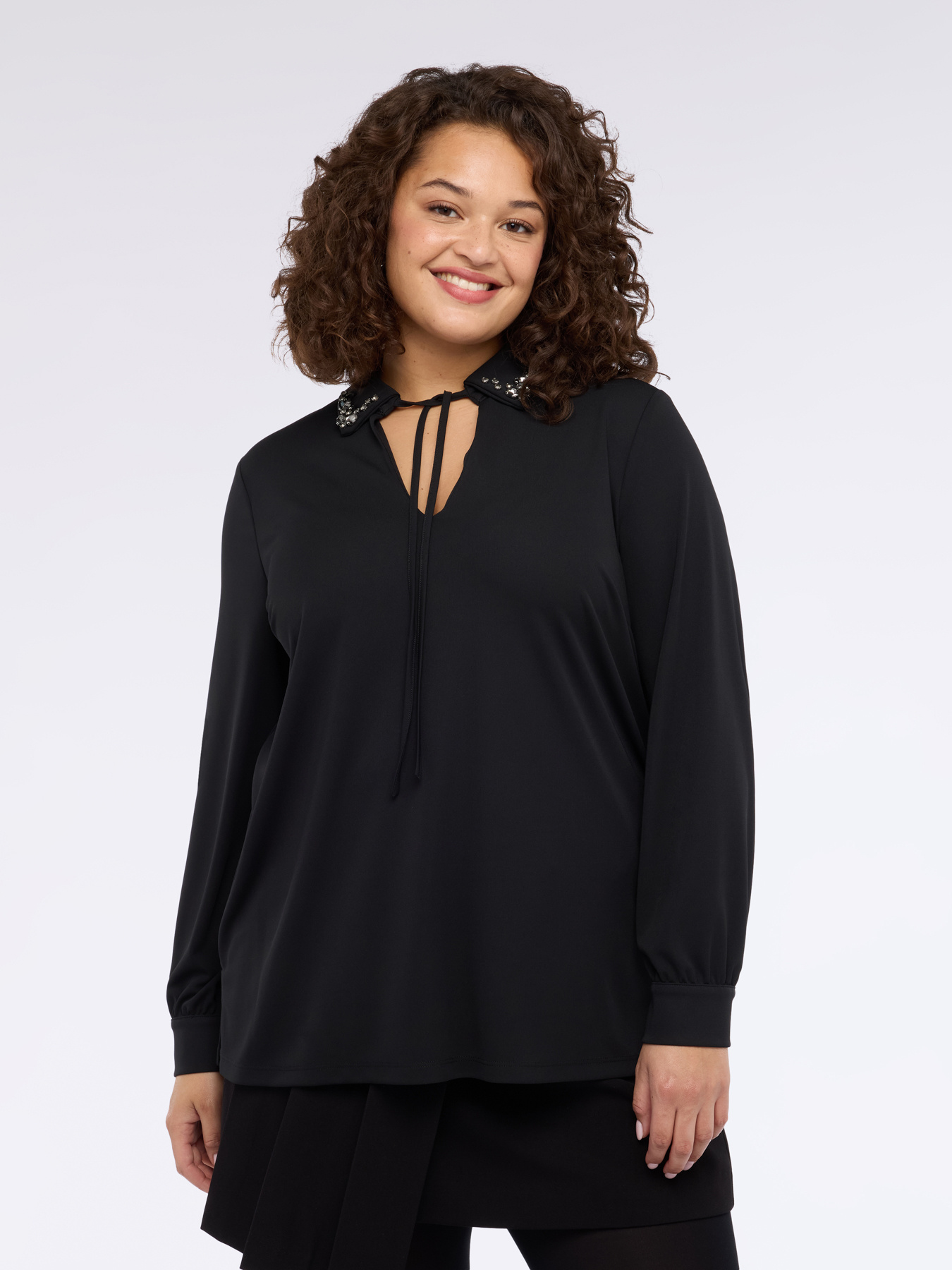 Jersey t-shirt with precious collar image number 0