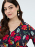 Blusa estampado floral en viscosa con nudo image number 1