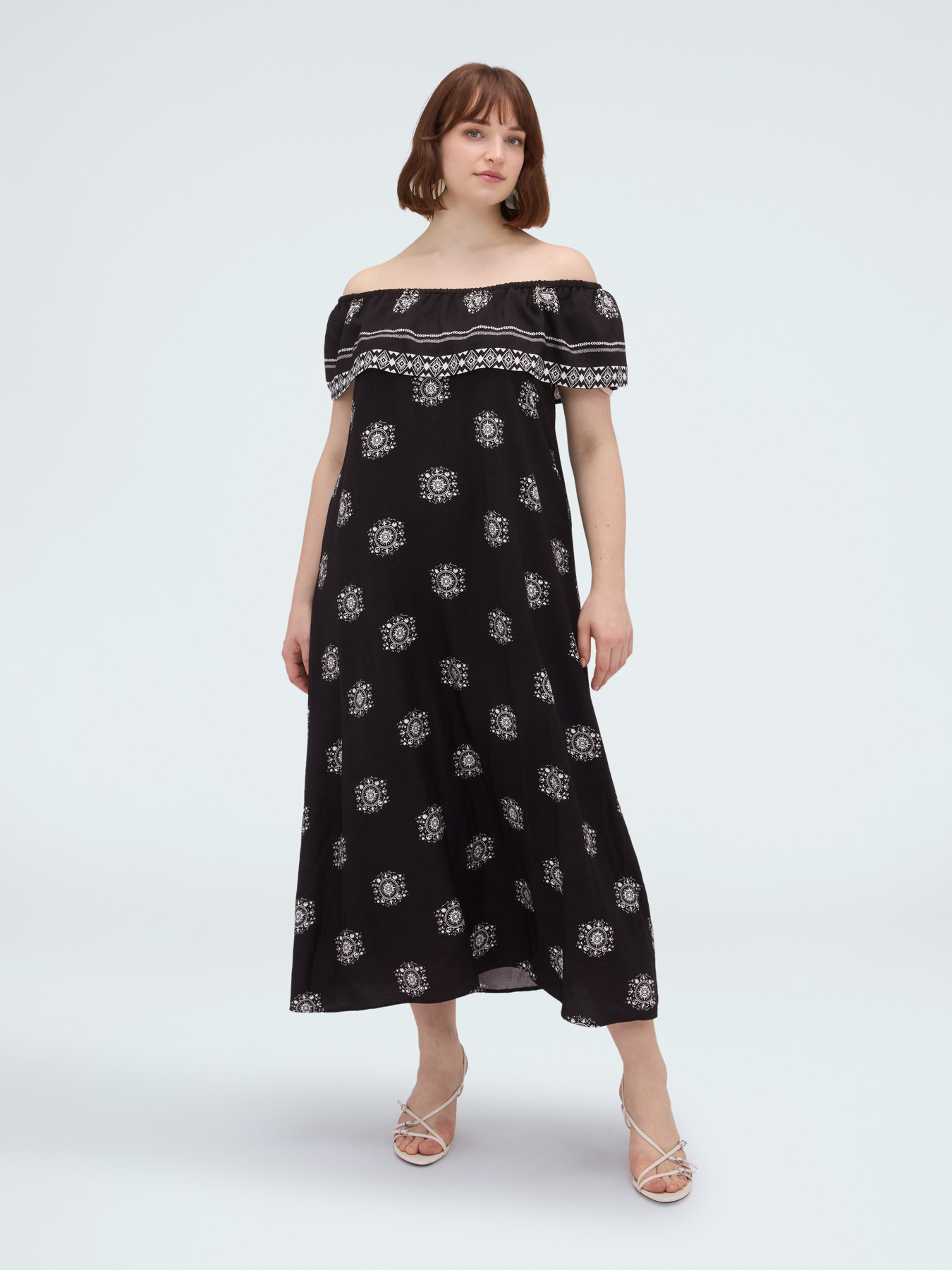 Chill Off-Shoulder Viscose Dress image number 3