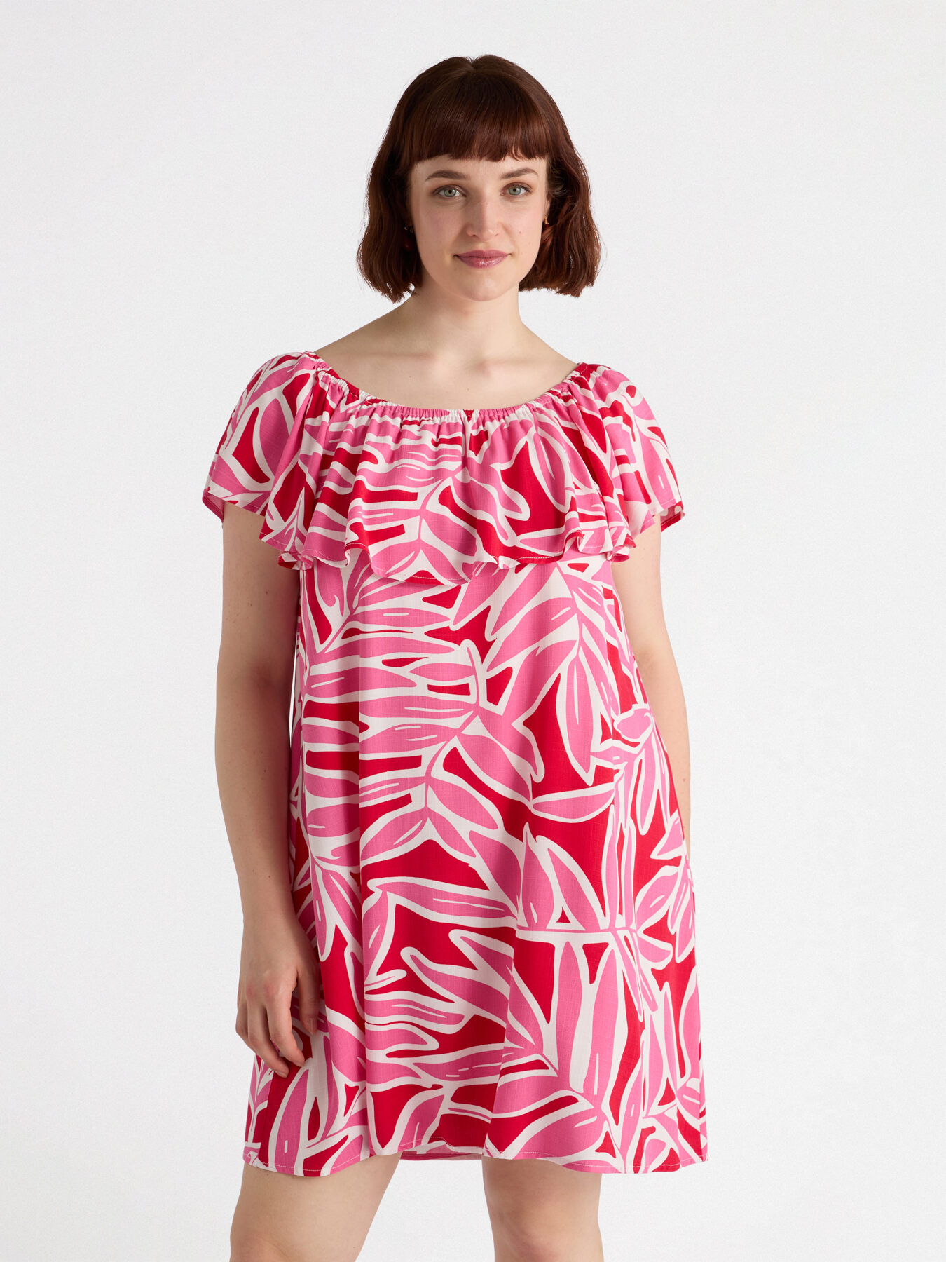 LENZING&trade; ECOVERO&trade; viscose print dress image number 2