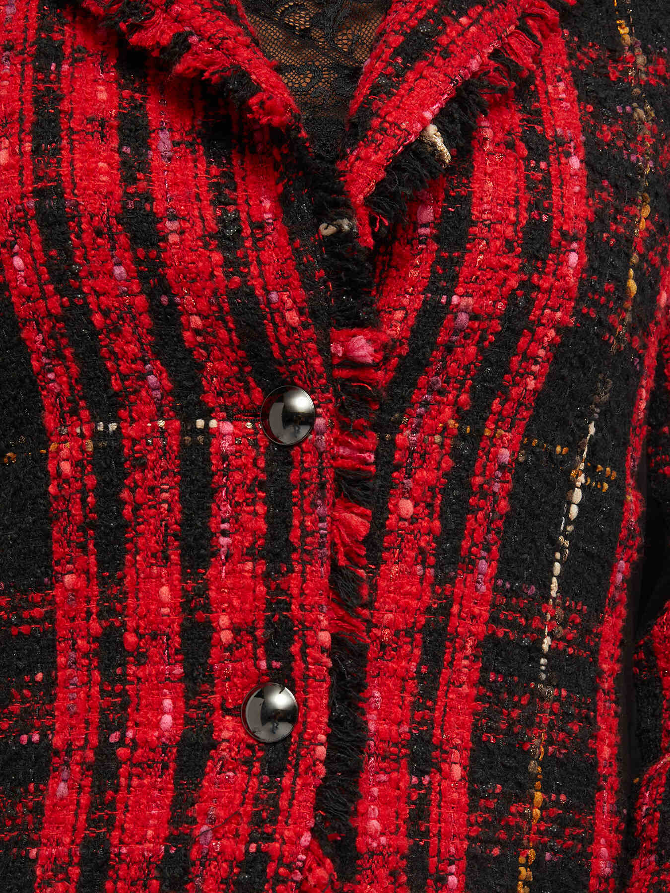 Chaqueta tart&aacute;n con flecos image number 4