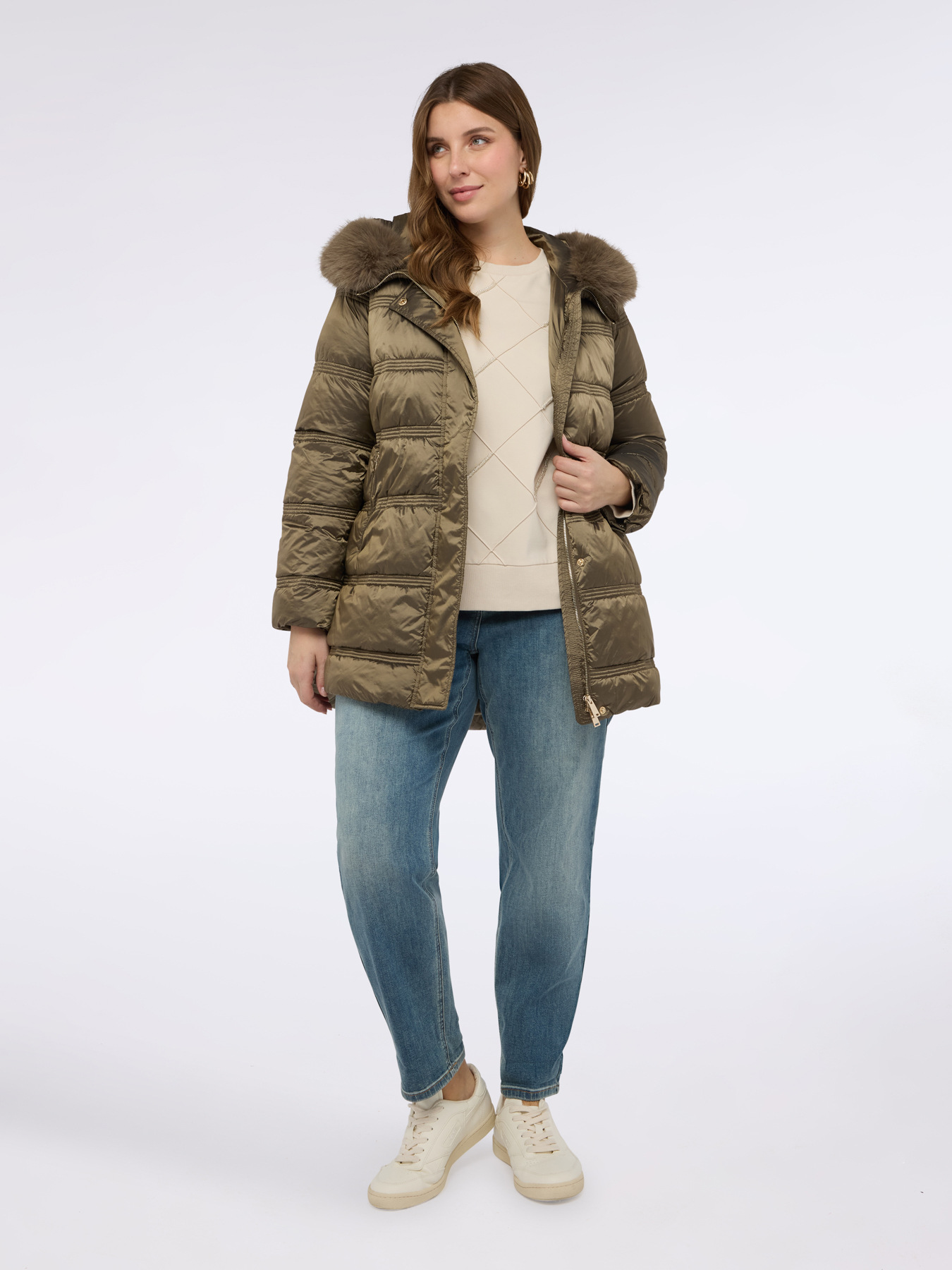 Piumino con cappuccio e bordatura peluches image number 3