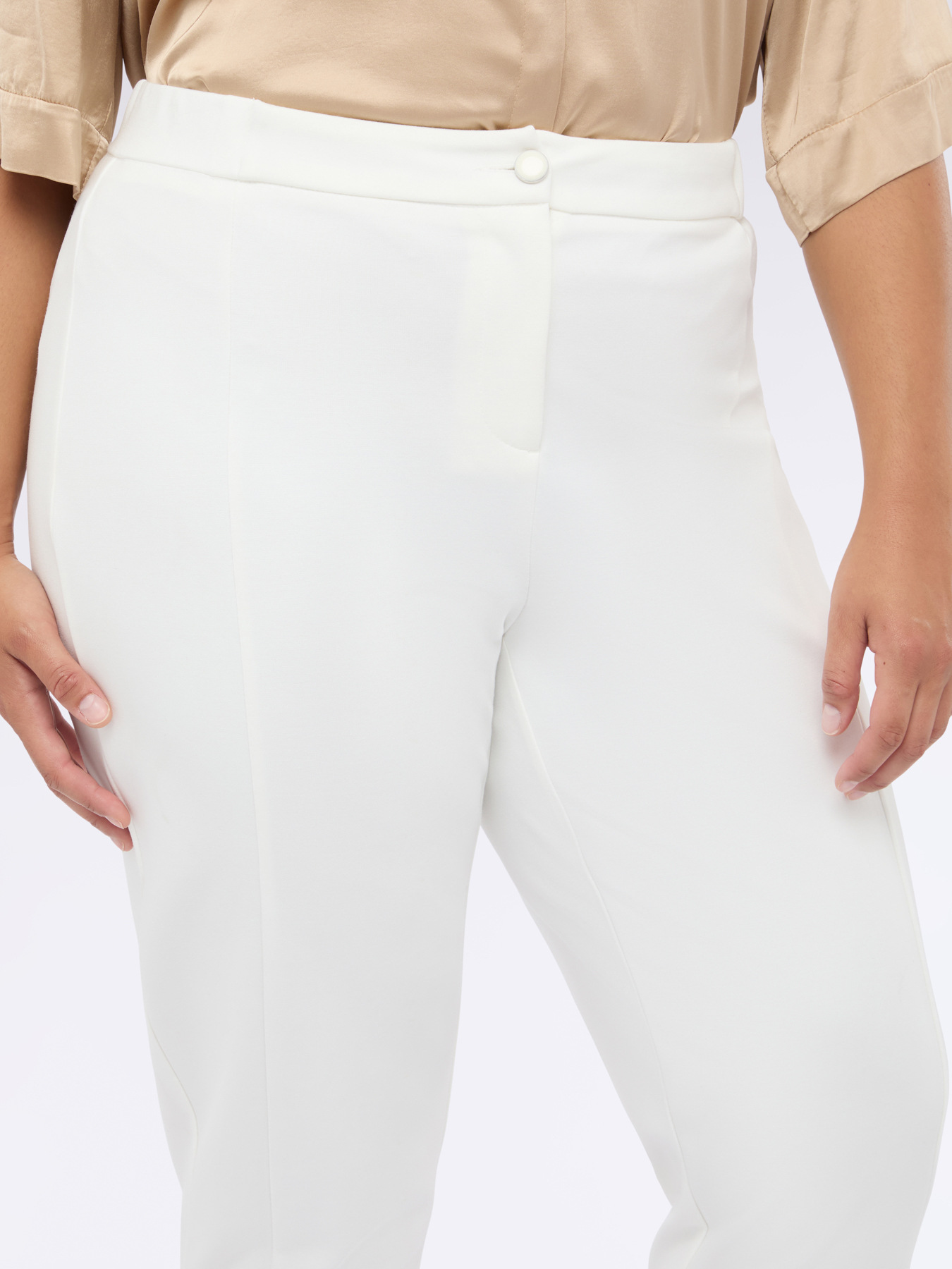 Pantalon Carrot Fit en Punto Milano image number 3