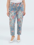 Barrel Jeans with floral print image number 2