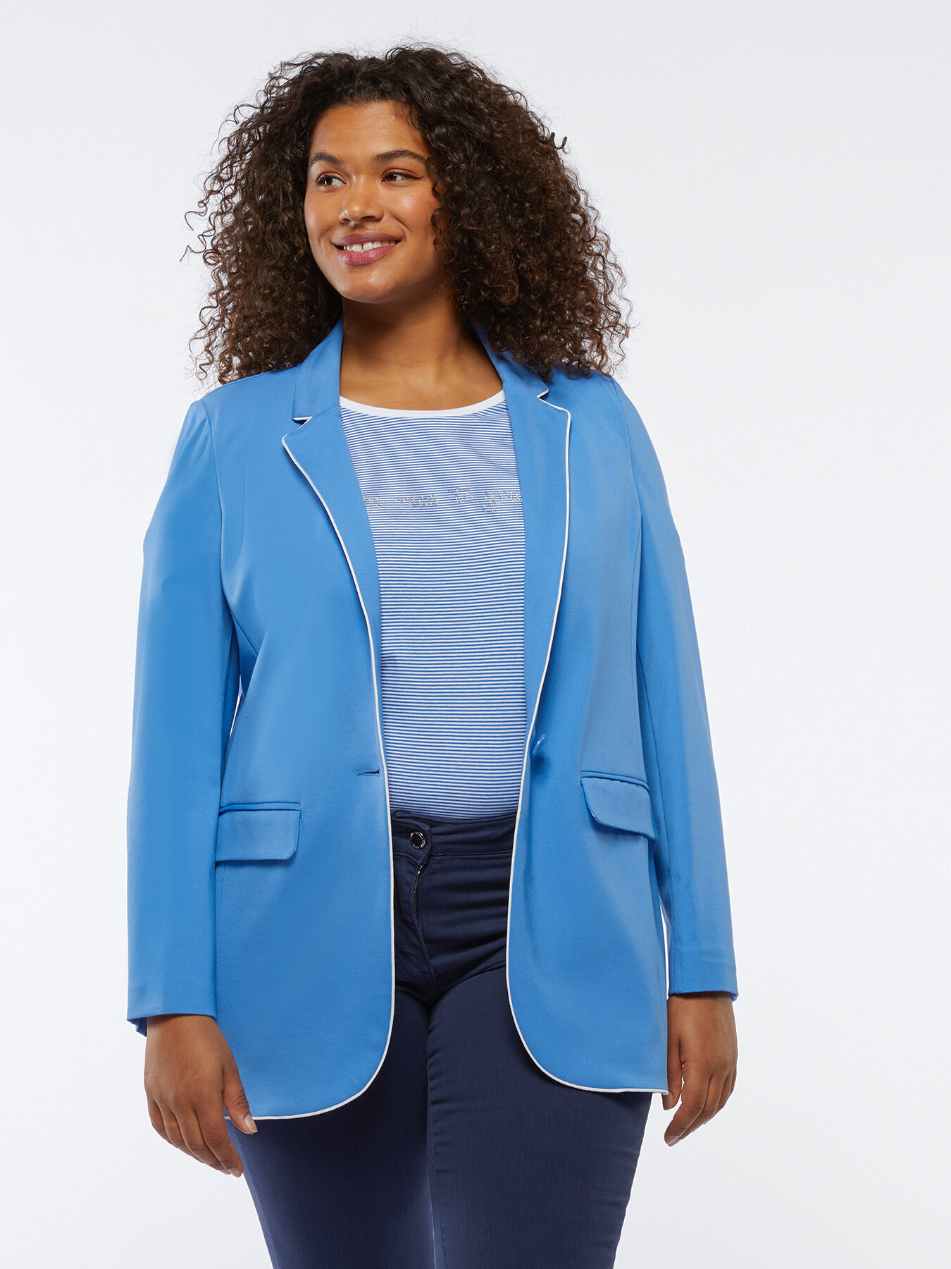 Blazer con bordi bianchi image number 0