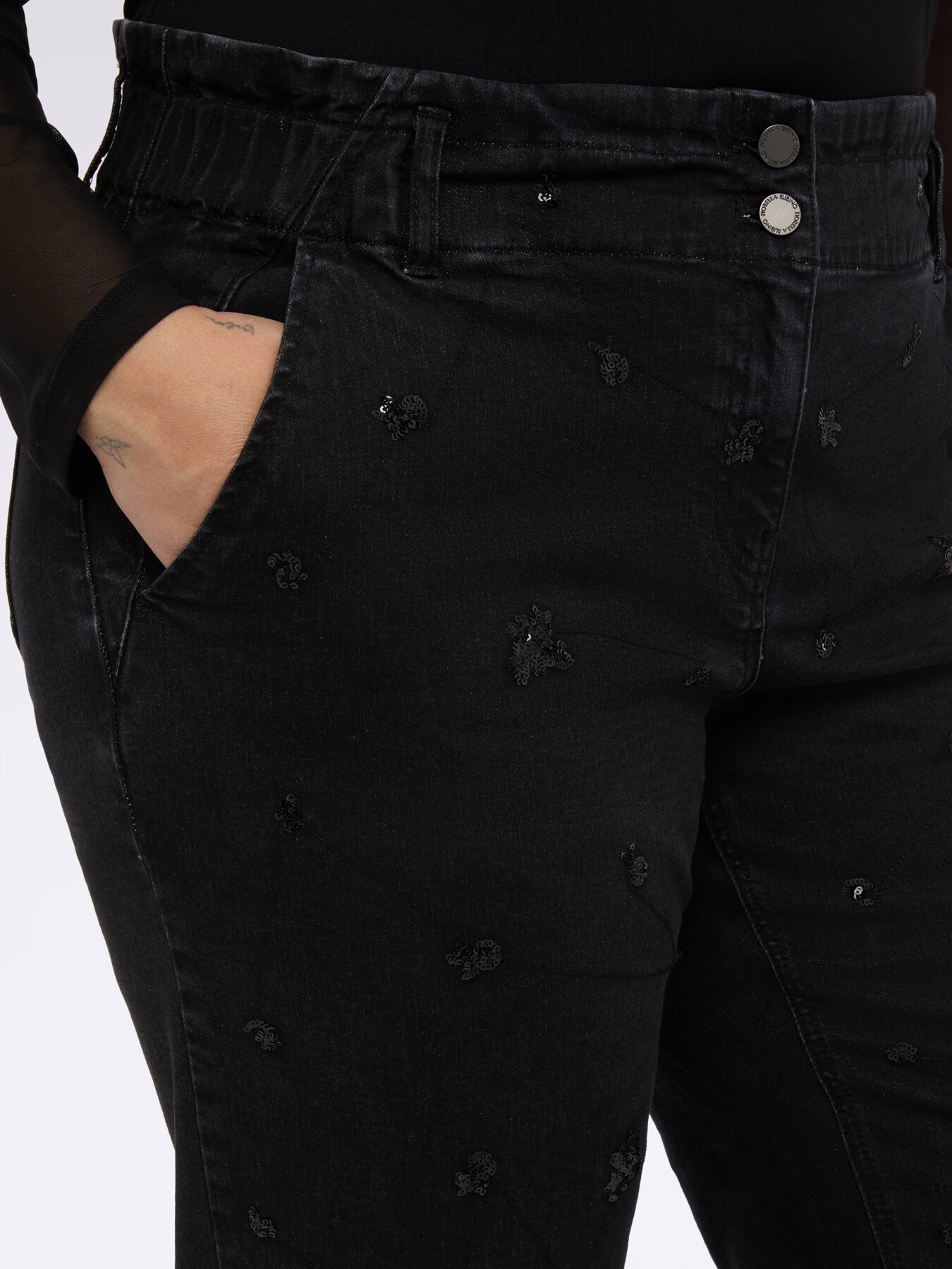 Jeans Balloon avec paillettes noires image number 2