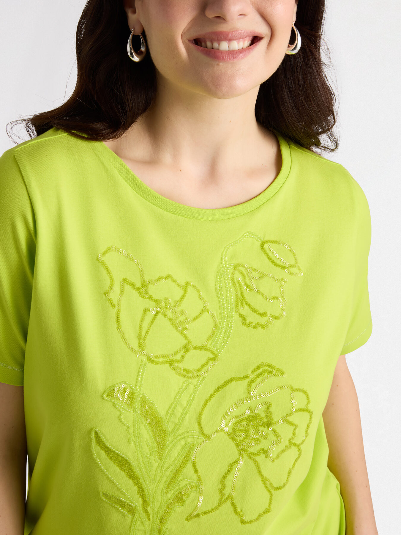 T-shirt with floral embroidery image number 3