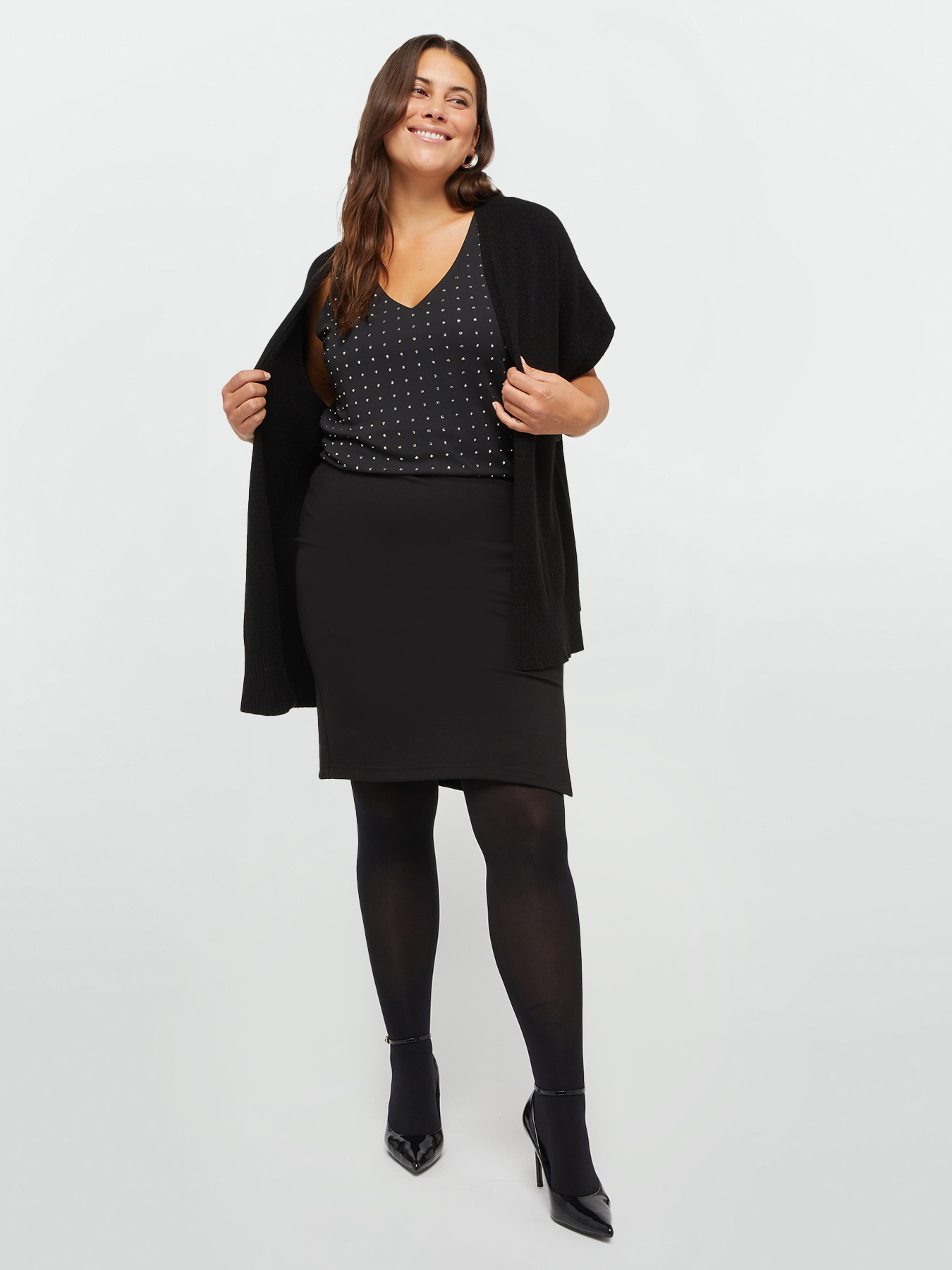 Top with studs image number 3