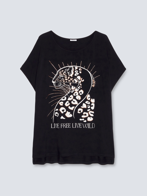 T-shirt with animal print
