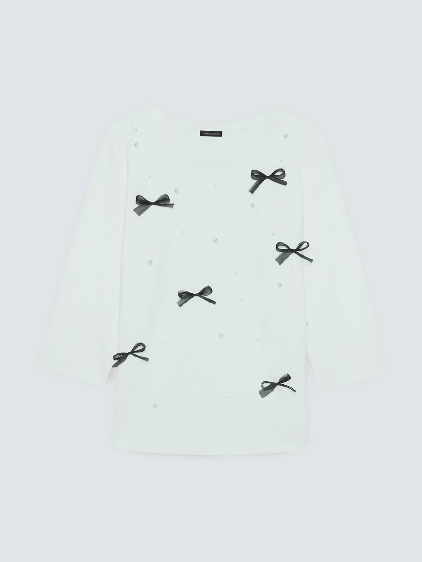 Cotton t-shirt with pearls and bows image number 4