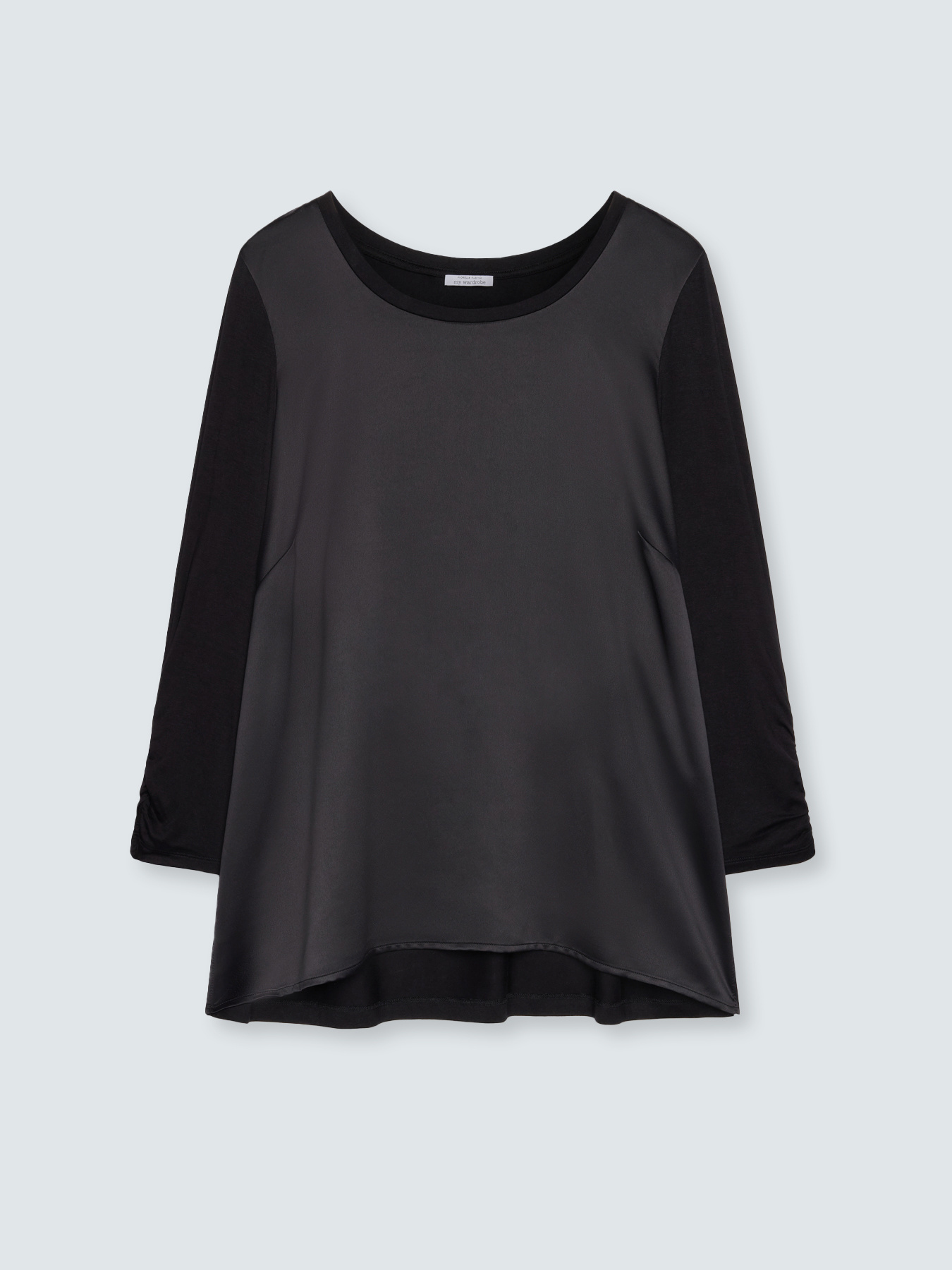 T-shirt bimaterica con maniche a tre quarti in raso e jersey image number 0