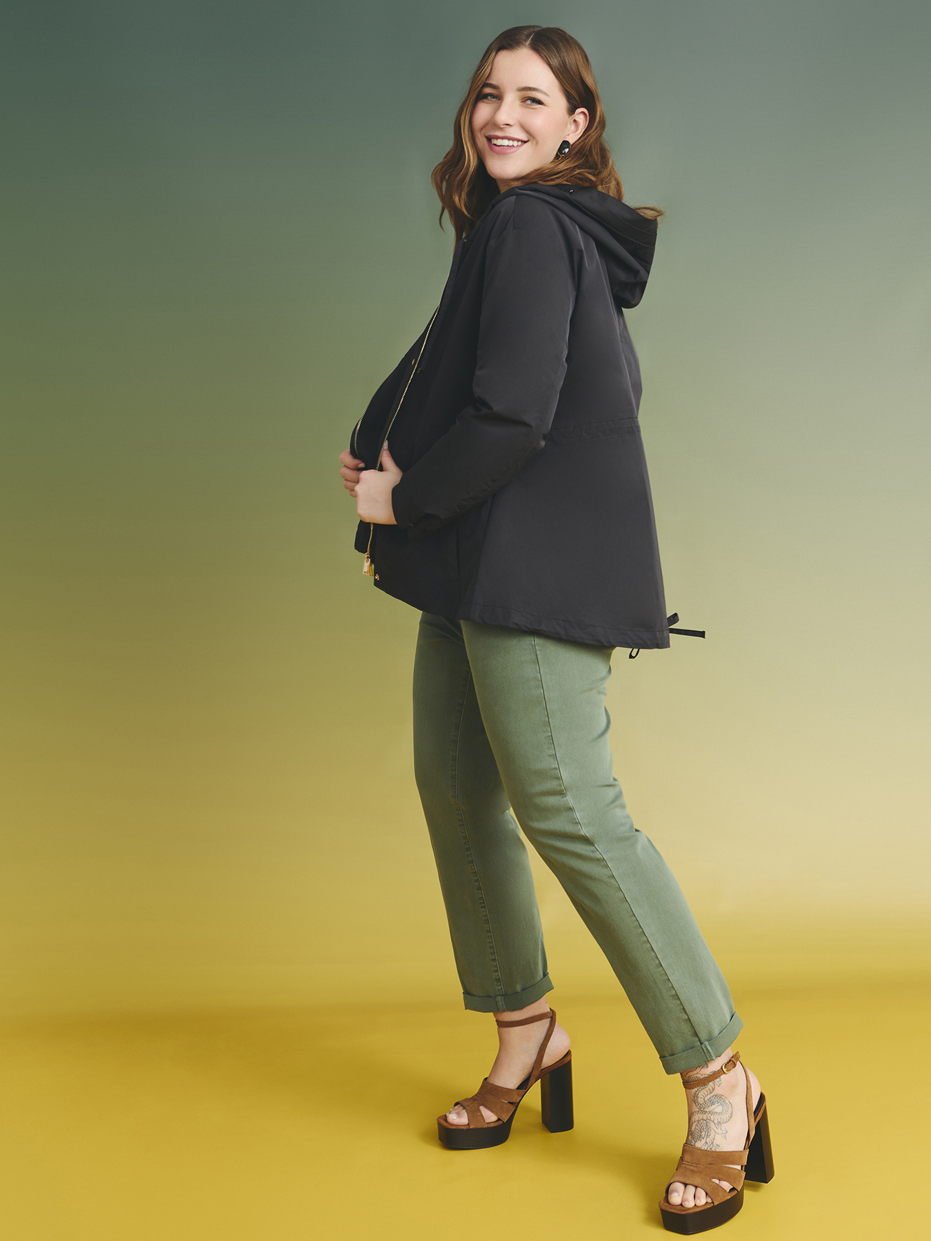 Parka con cappuccio e applicazioni image number 0