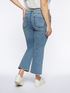 Jeans kick flare con strappi image number 1