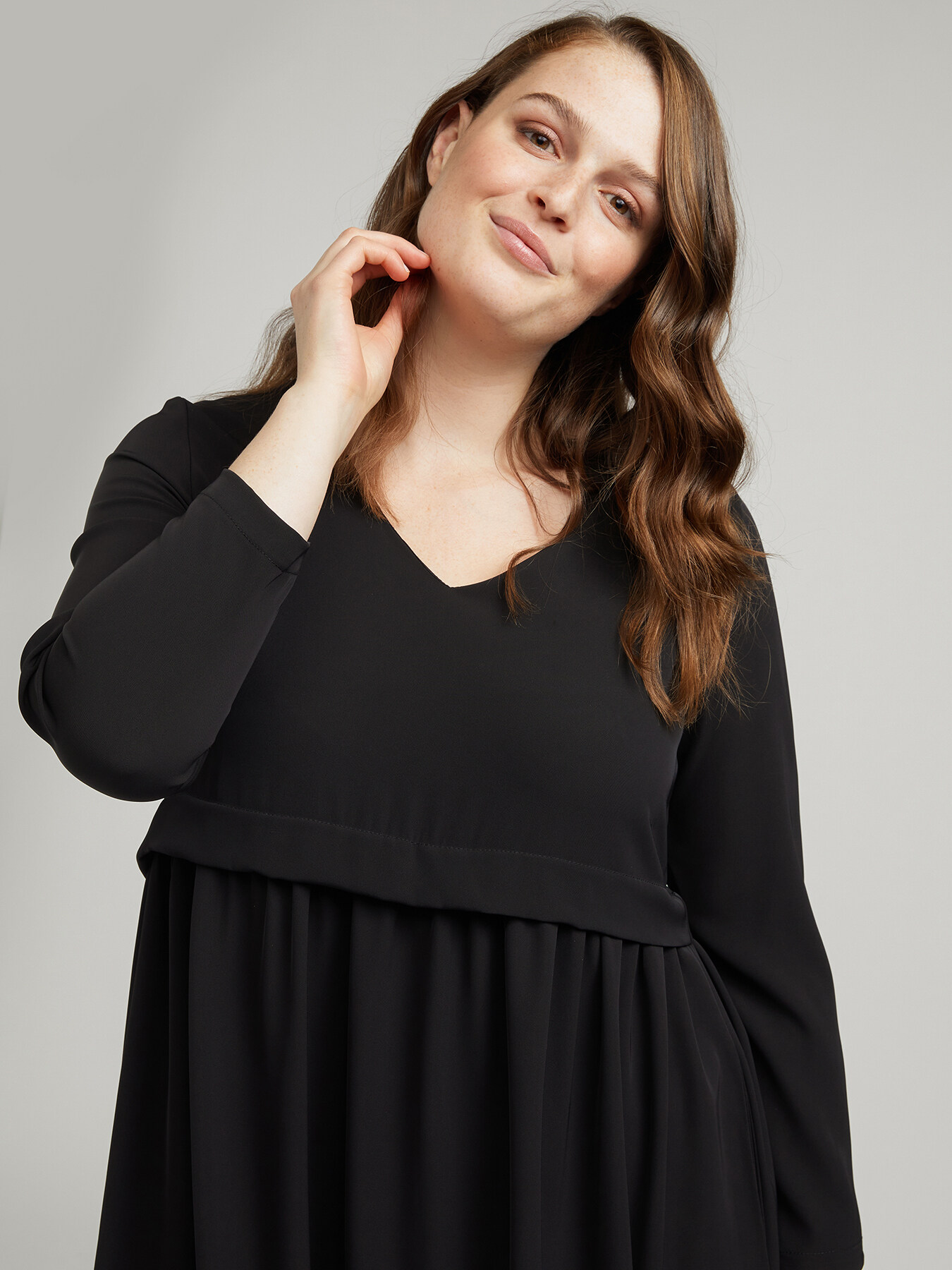 Vestito in tessuto fluido image number 2