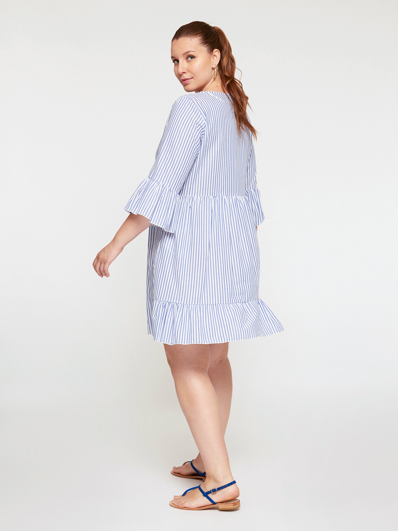 Blusa lunga rigata con balze image number 2