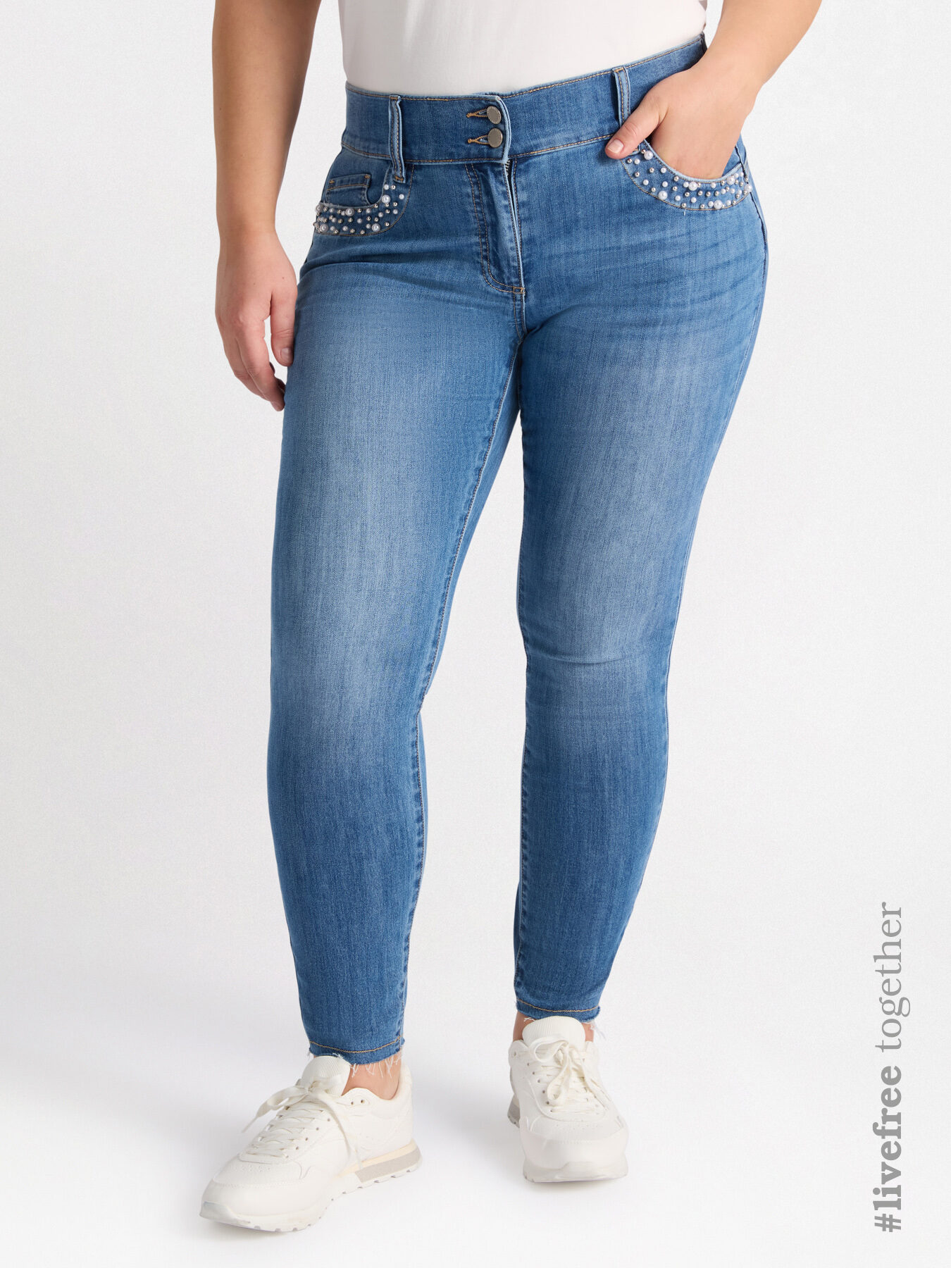 Jeans skinny con ricamo in perle image number 0
