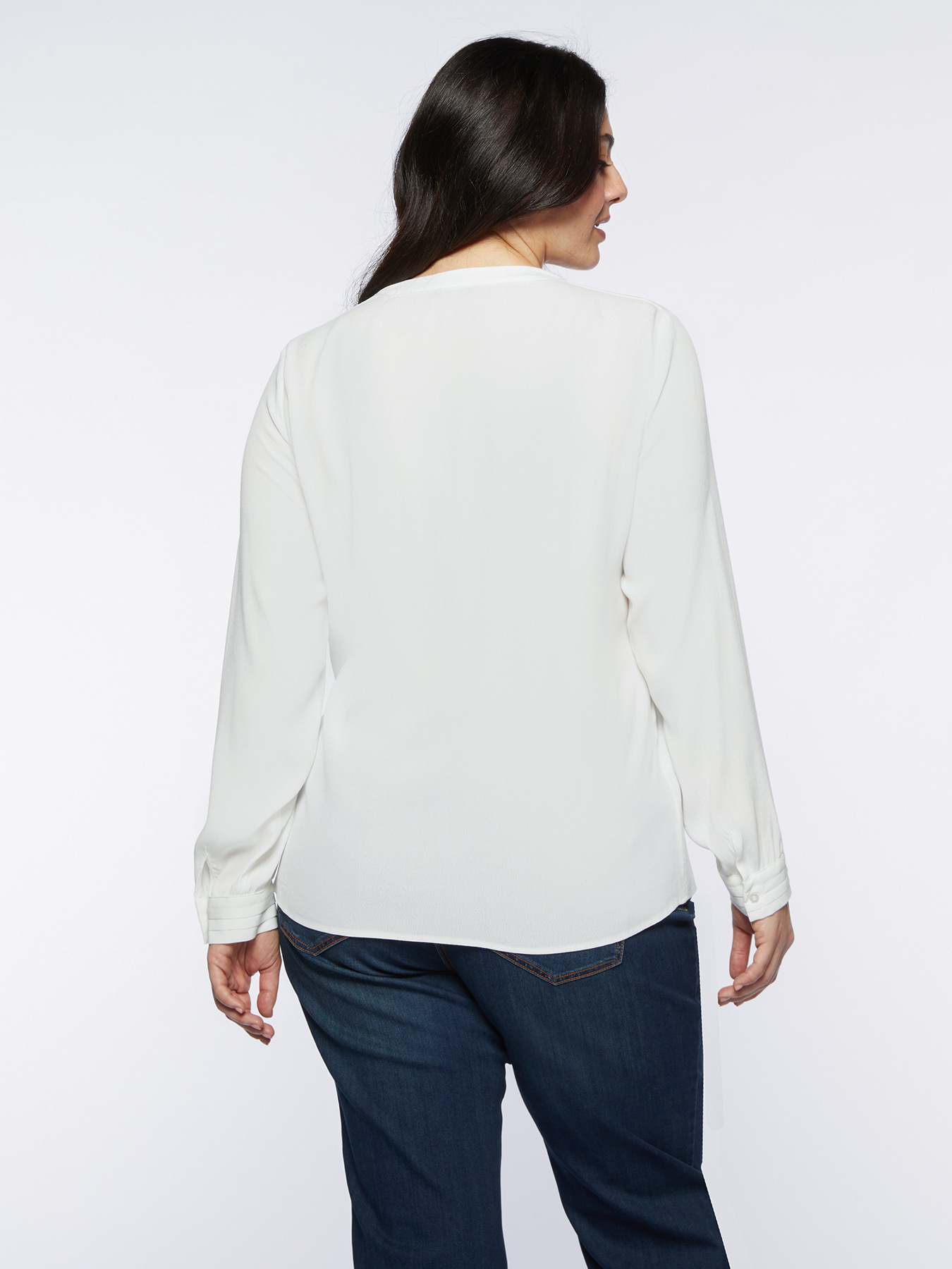 Blusa con pliegues por delante image number 1