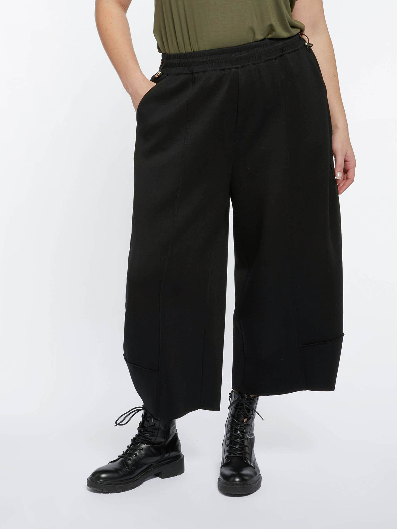 Pantalon ballon en n&eacute;opr&egrave;ne image number 0