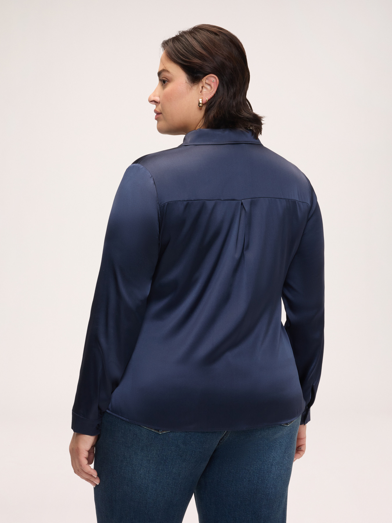 Stretch silk shirt with classic collar image number 1