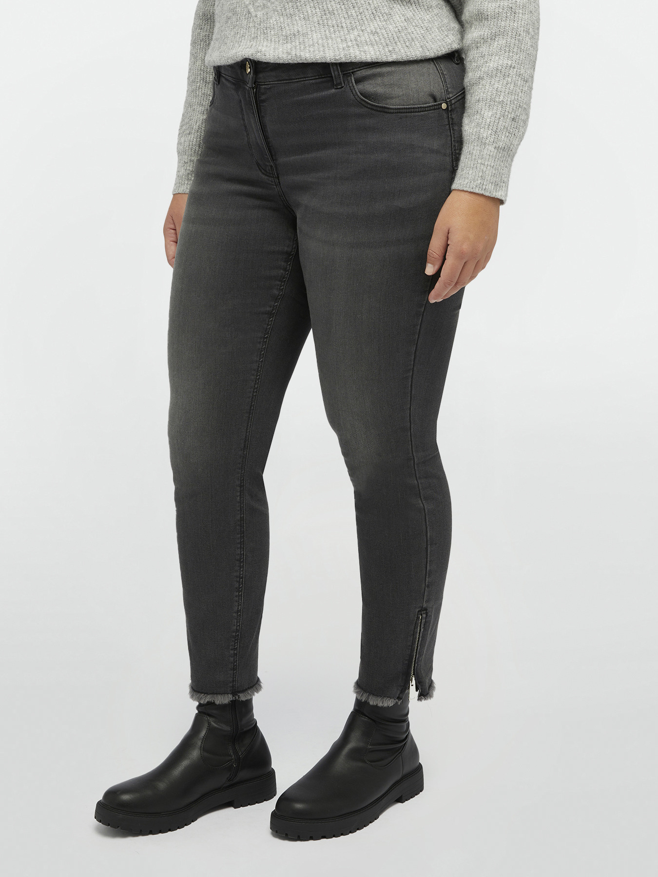 Hem-zip skinny jeans image number 2