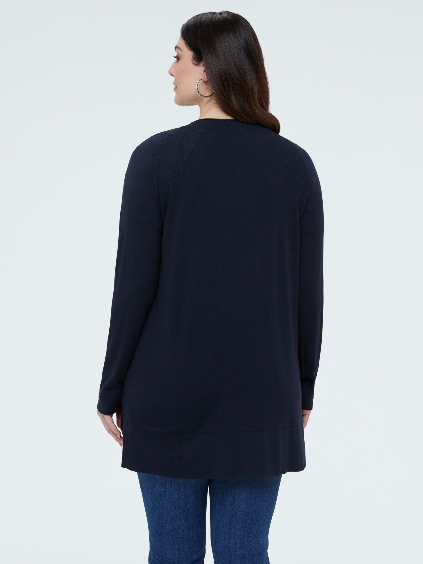 Long V-neck cardigan in fine knit image number 1