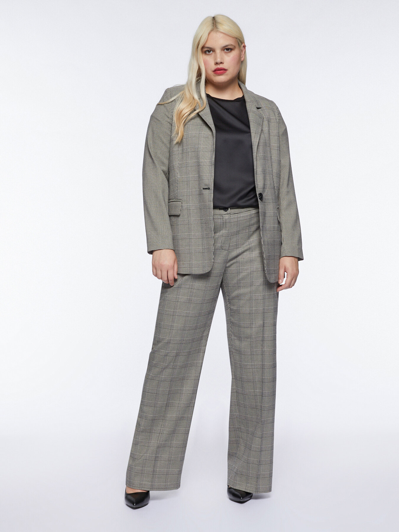 Gerade geschnittene Hose aus Glencheck-Stoff image number 2