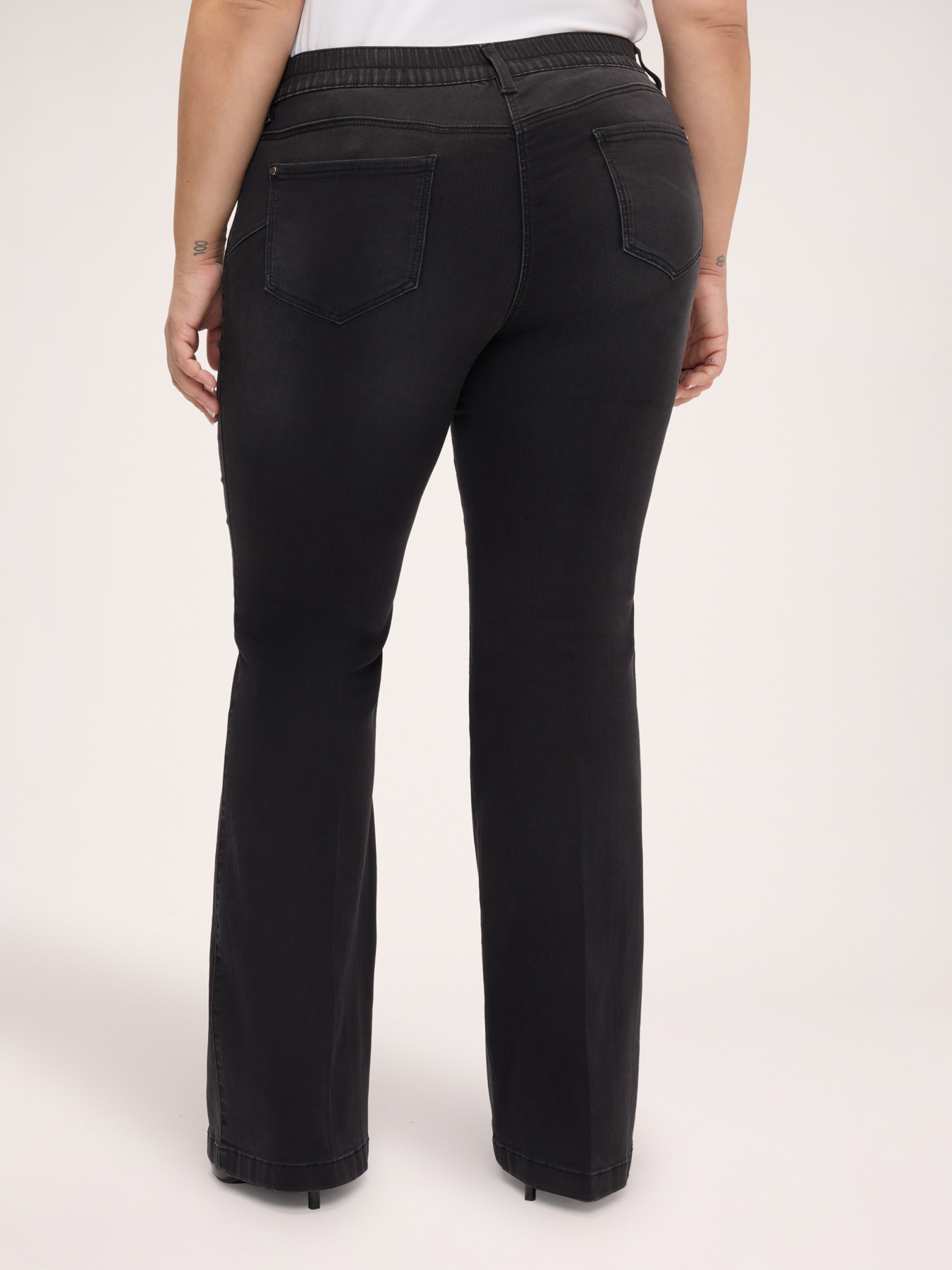 Flare Jeans dark wash image number 1