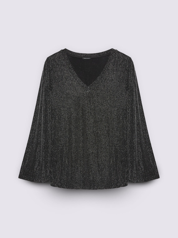 T-shirt en jersey lamin&eacute; avec encolure en V