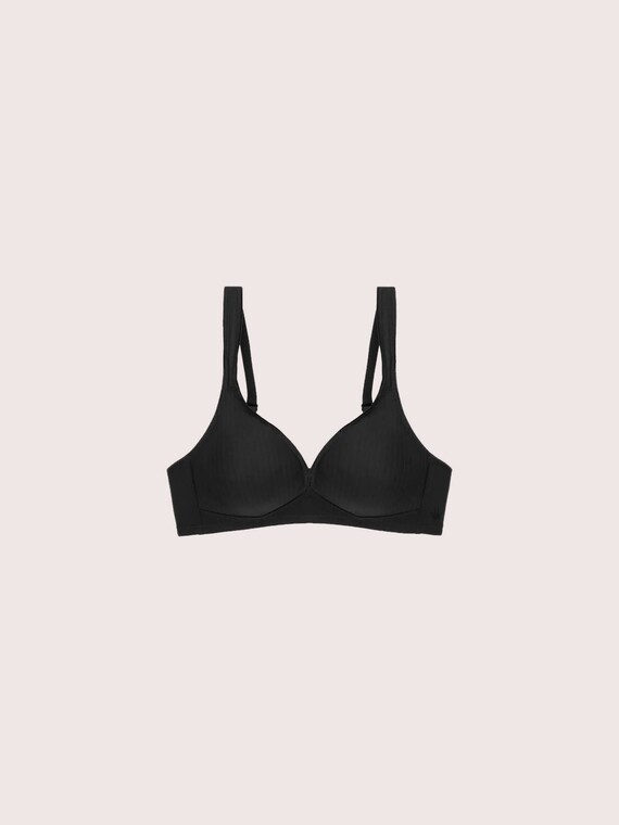 Triumph wireless bra cup E