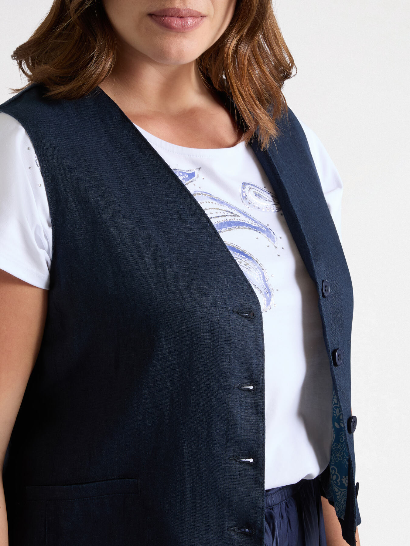 Linen waistcoat image number 4