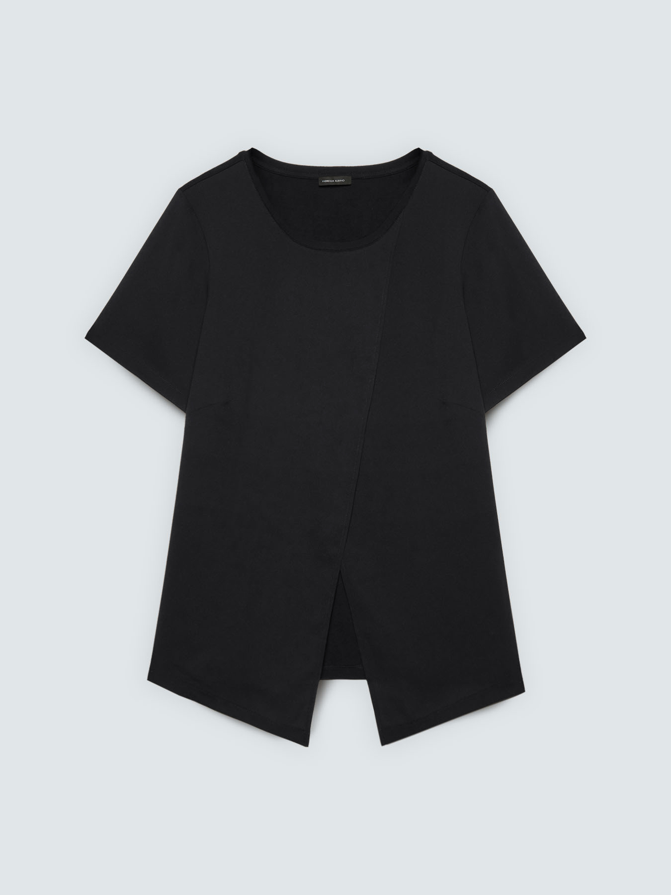 Bi-material t-shirt with wallet detail image number 4