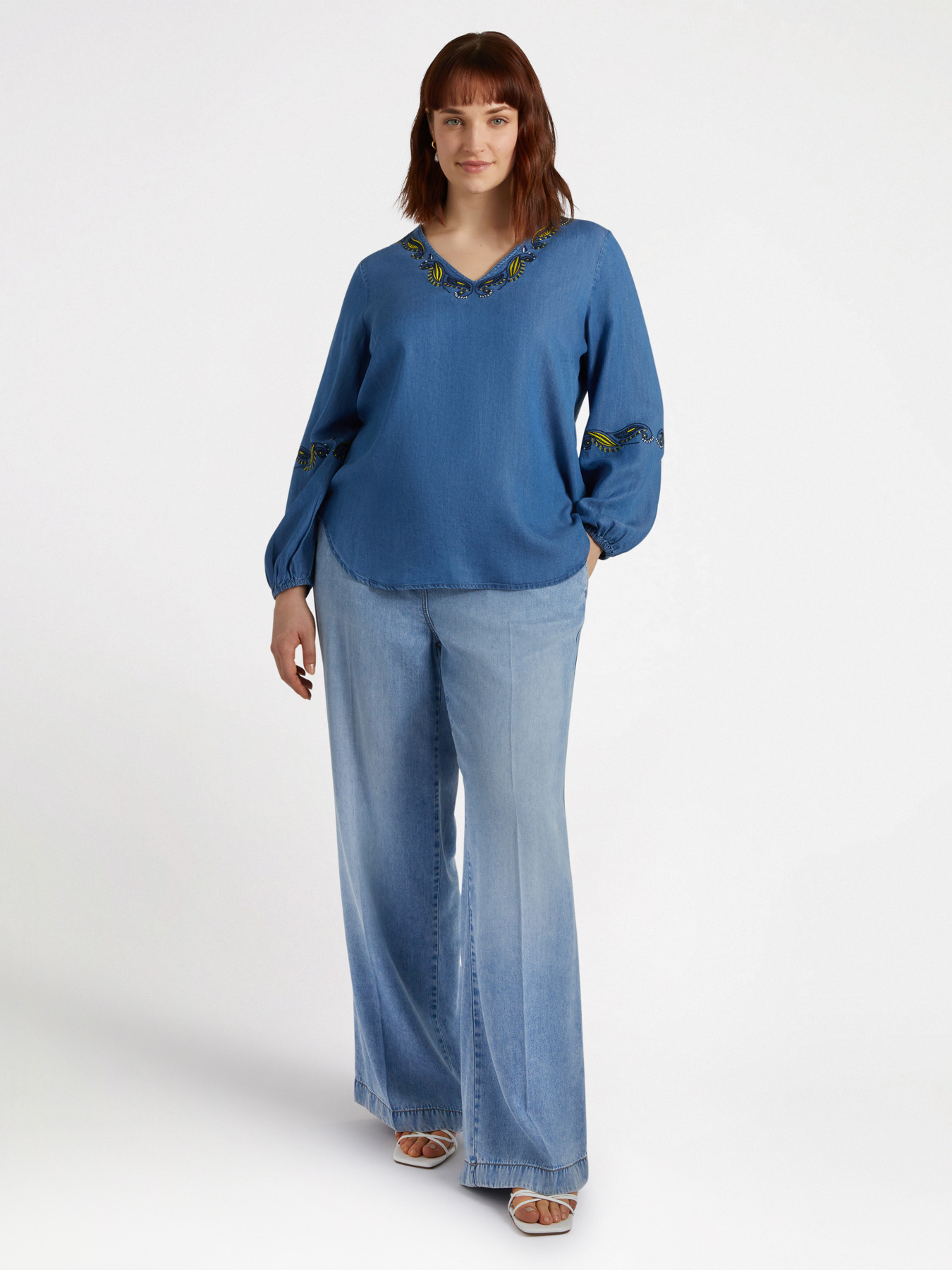 Blusa ricamata stile bandana con fibre in TENCEL&trade; image number 2