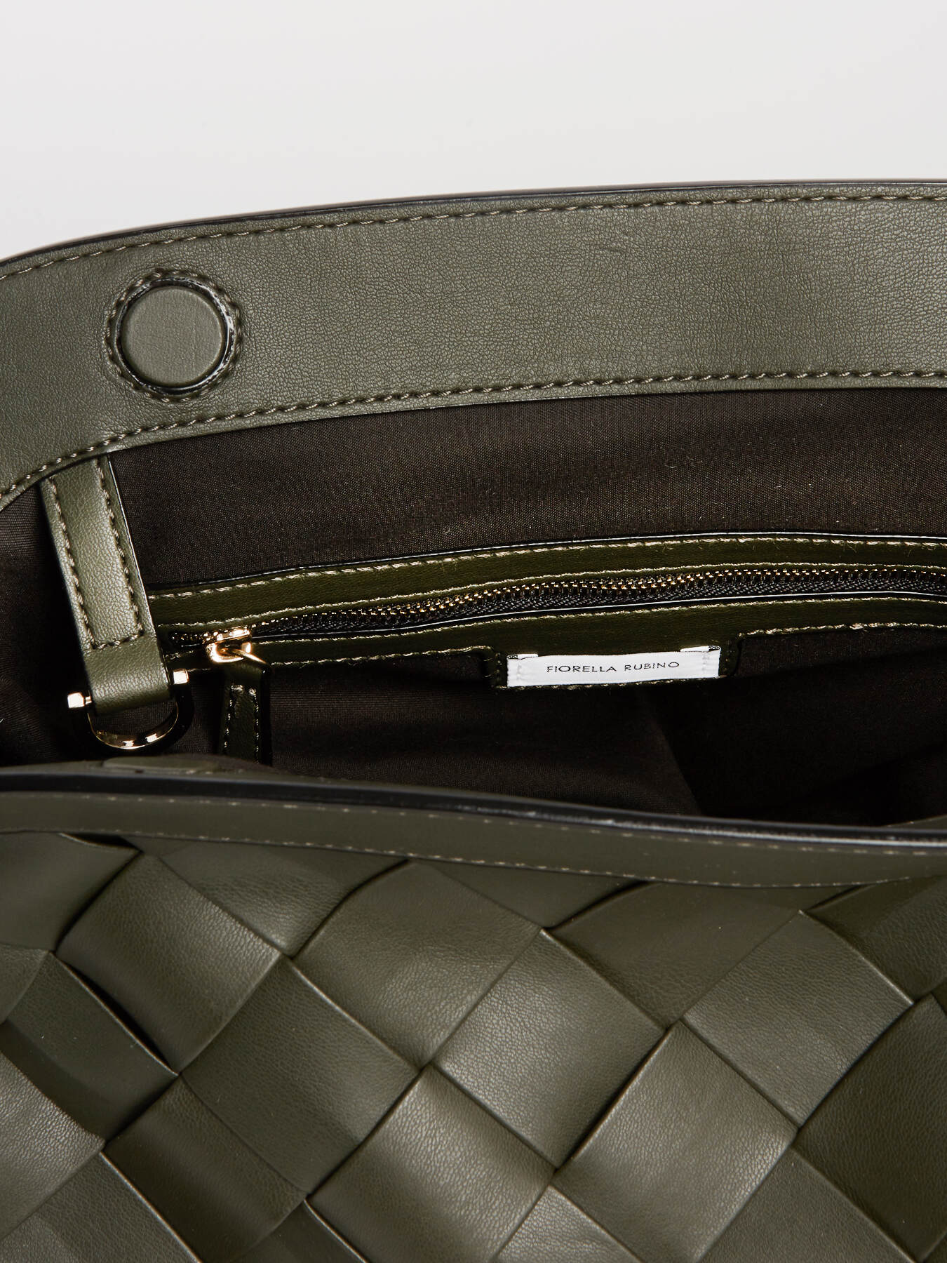 Geflochtene Tasche mit starrem Verschluss image number 4