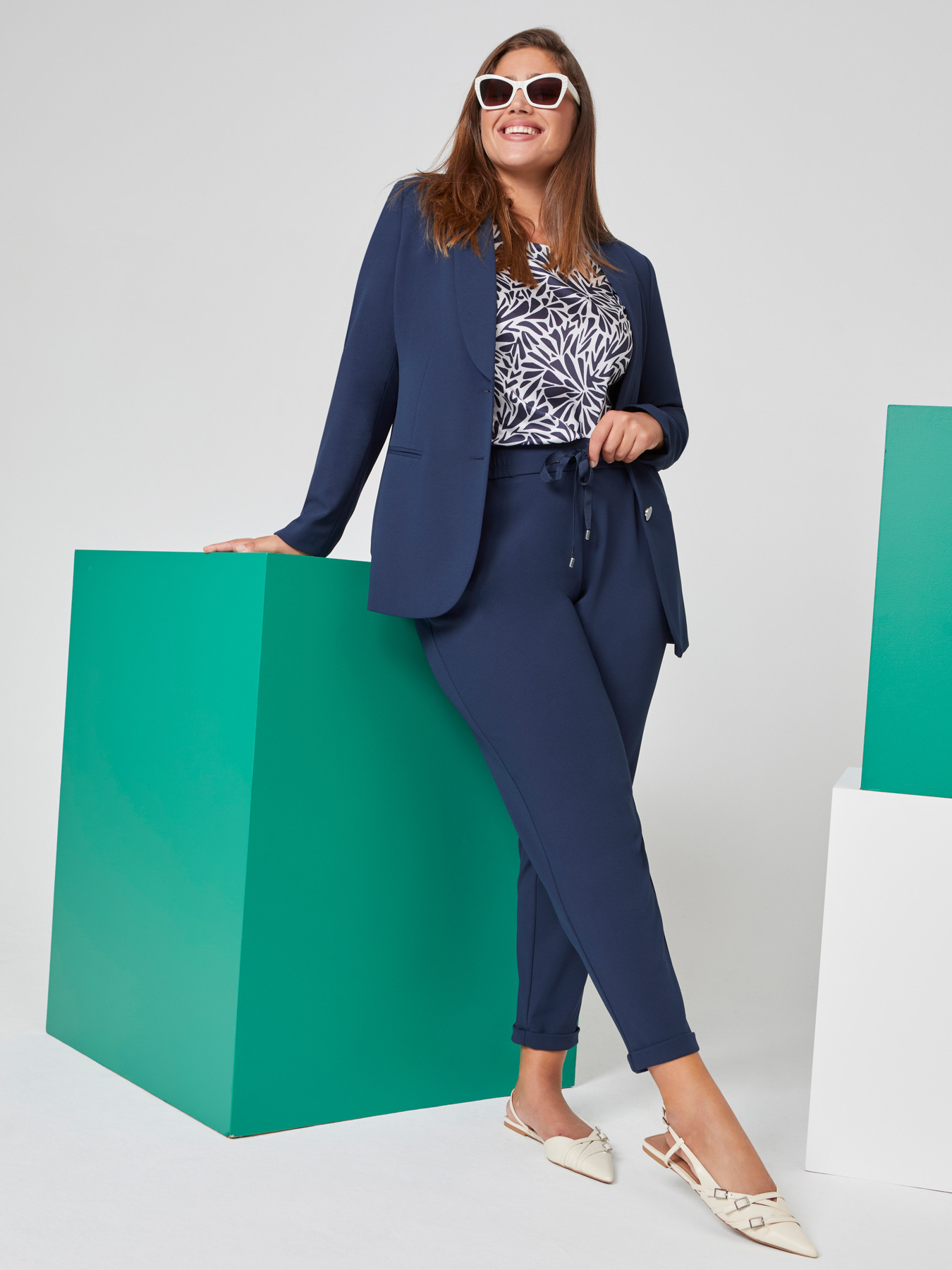 Stretch fabric joggers with drawstring image number 4