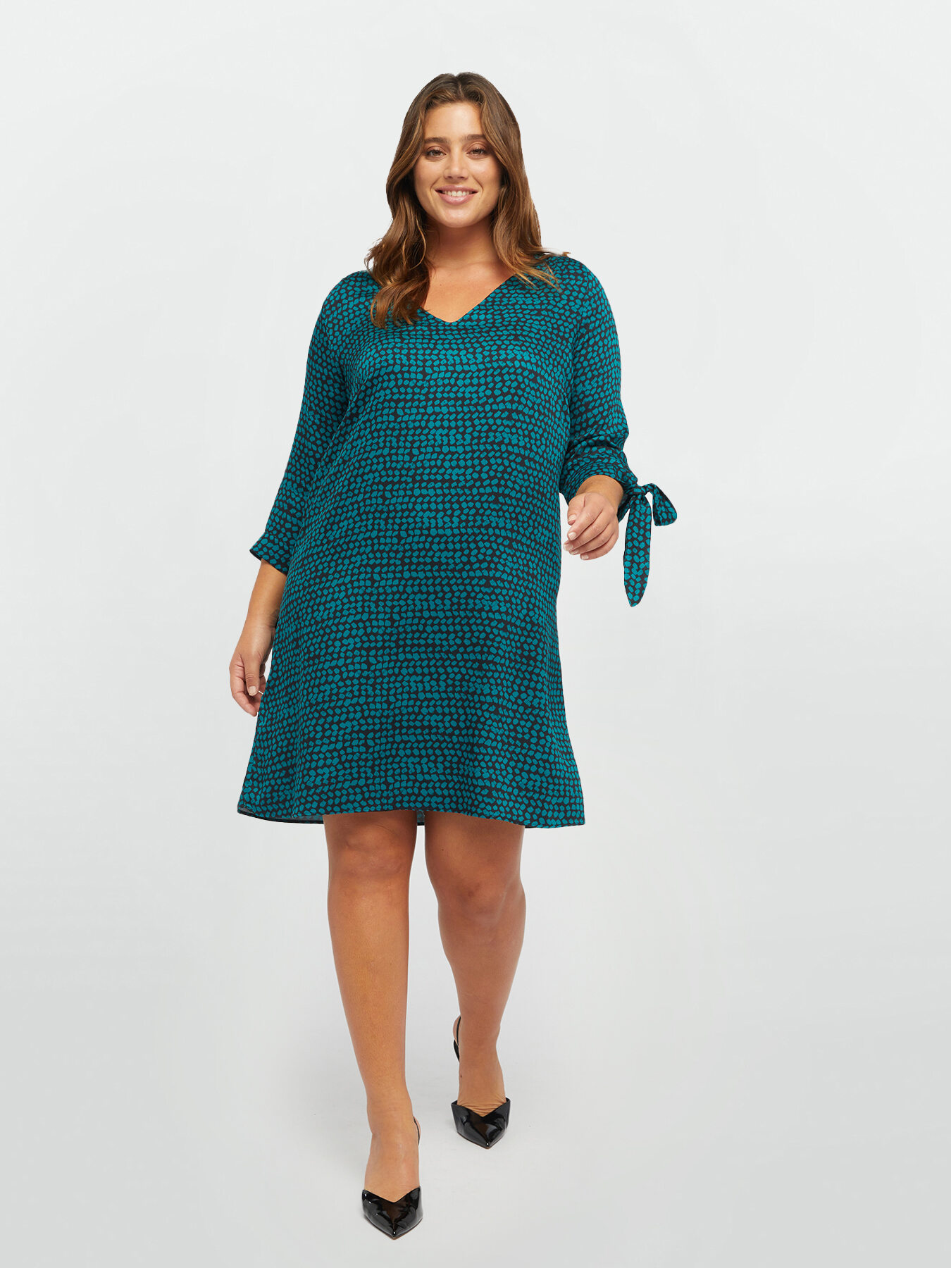 Bedrucktes Kleid mit Schleifen image number 0