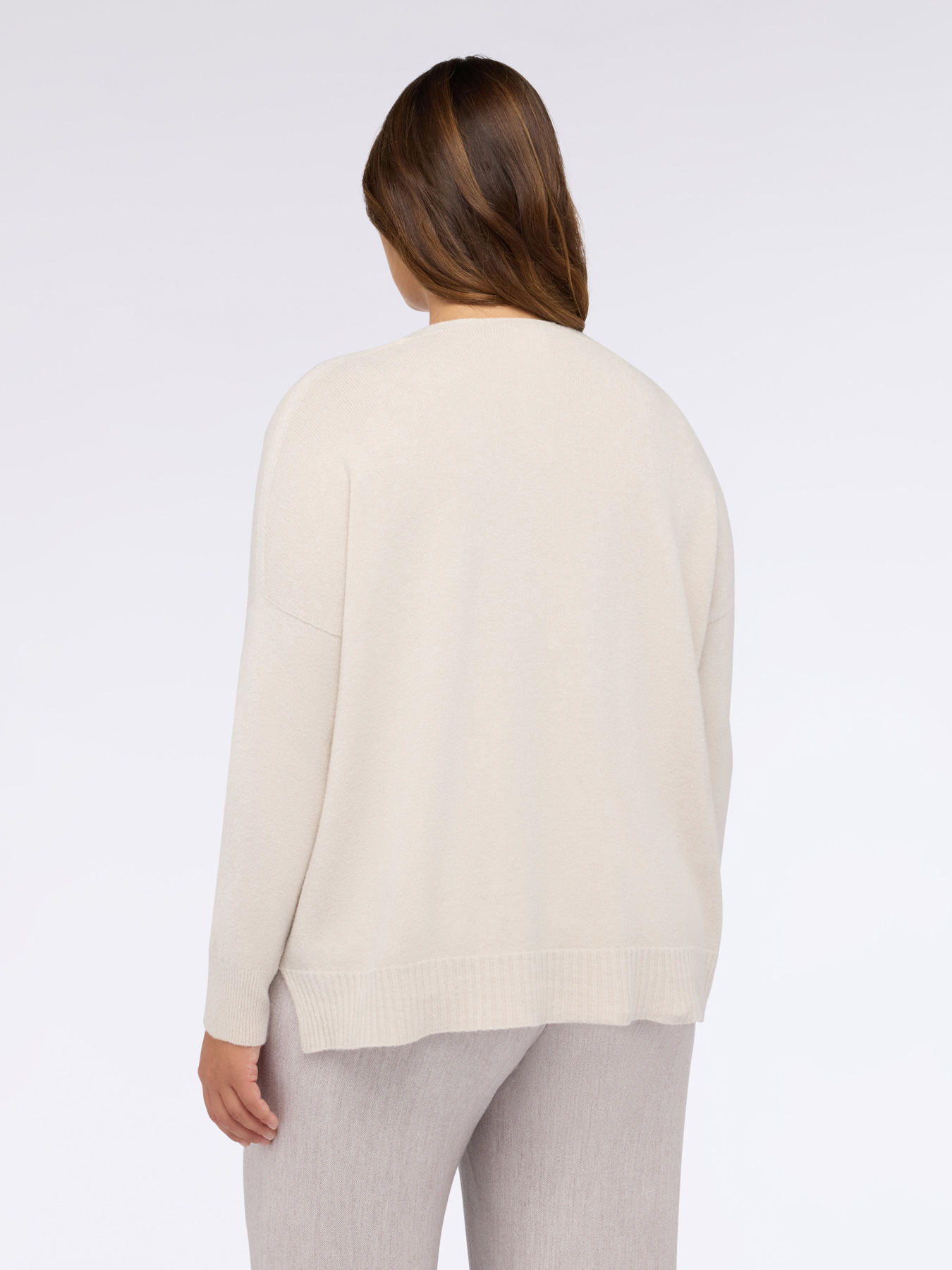 Cardigan in maglia con scollo a V image number 1