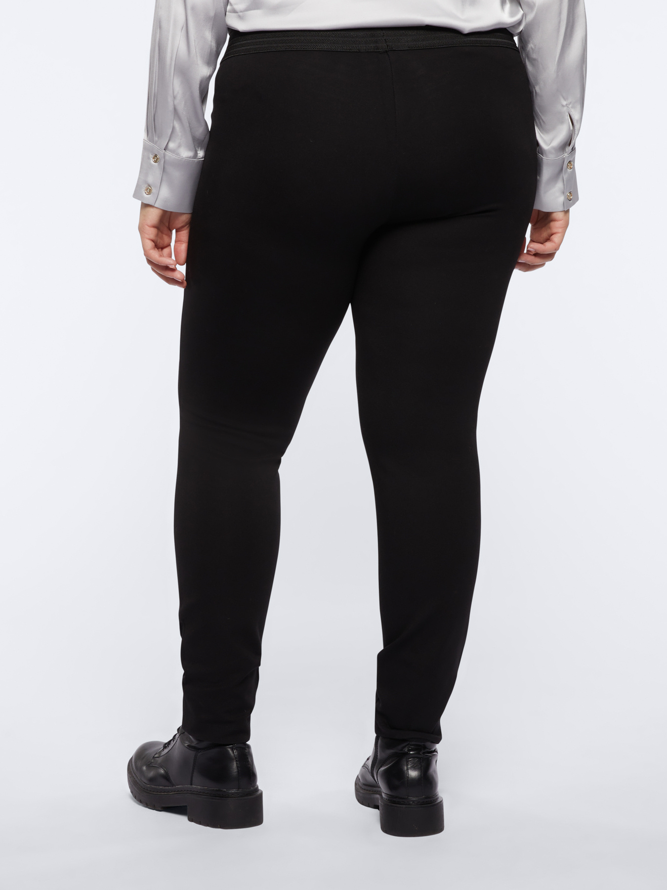 Skinny trousers with zip image number 1