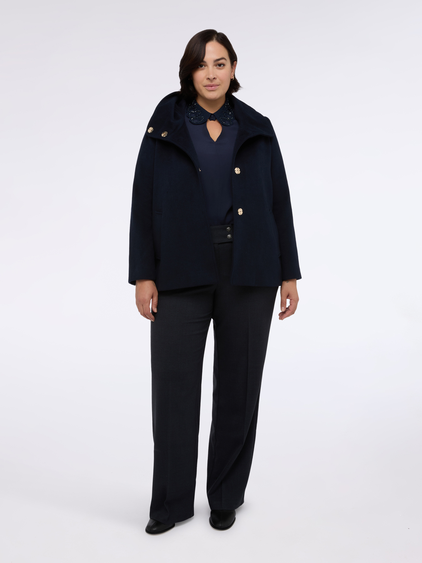 T-shirt bimaterica con colletto prezioso image number 3