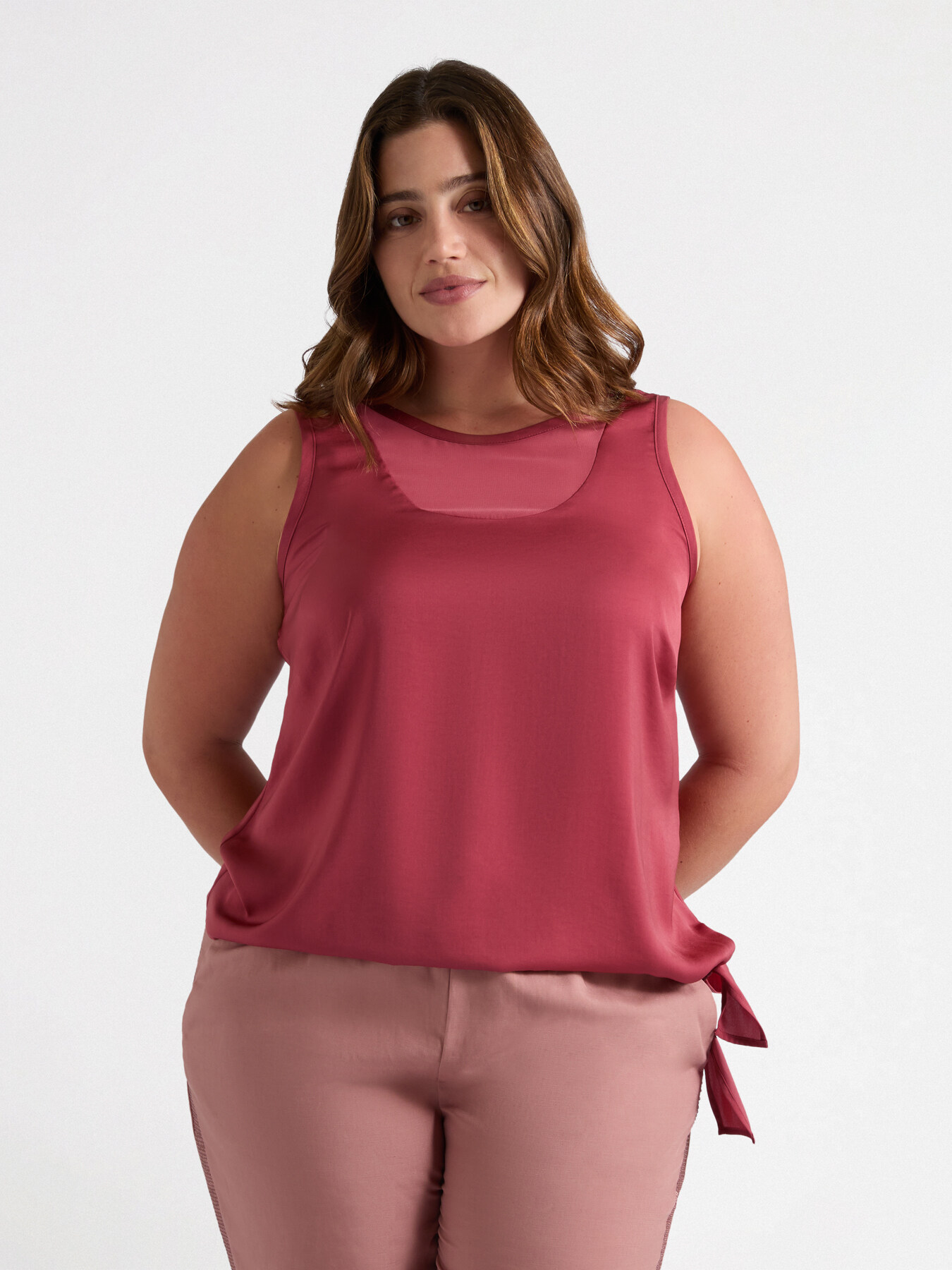 Top aus Satin mit Knoten image number 0