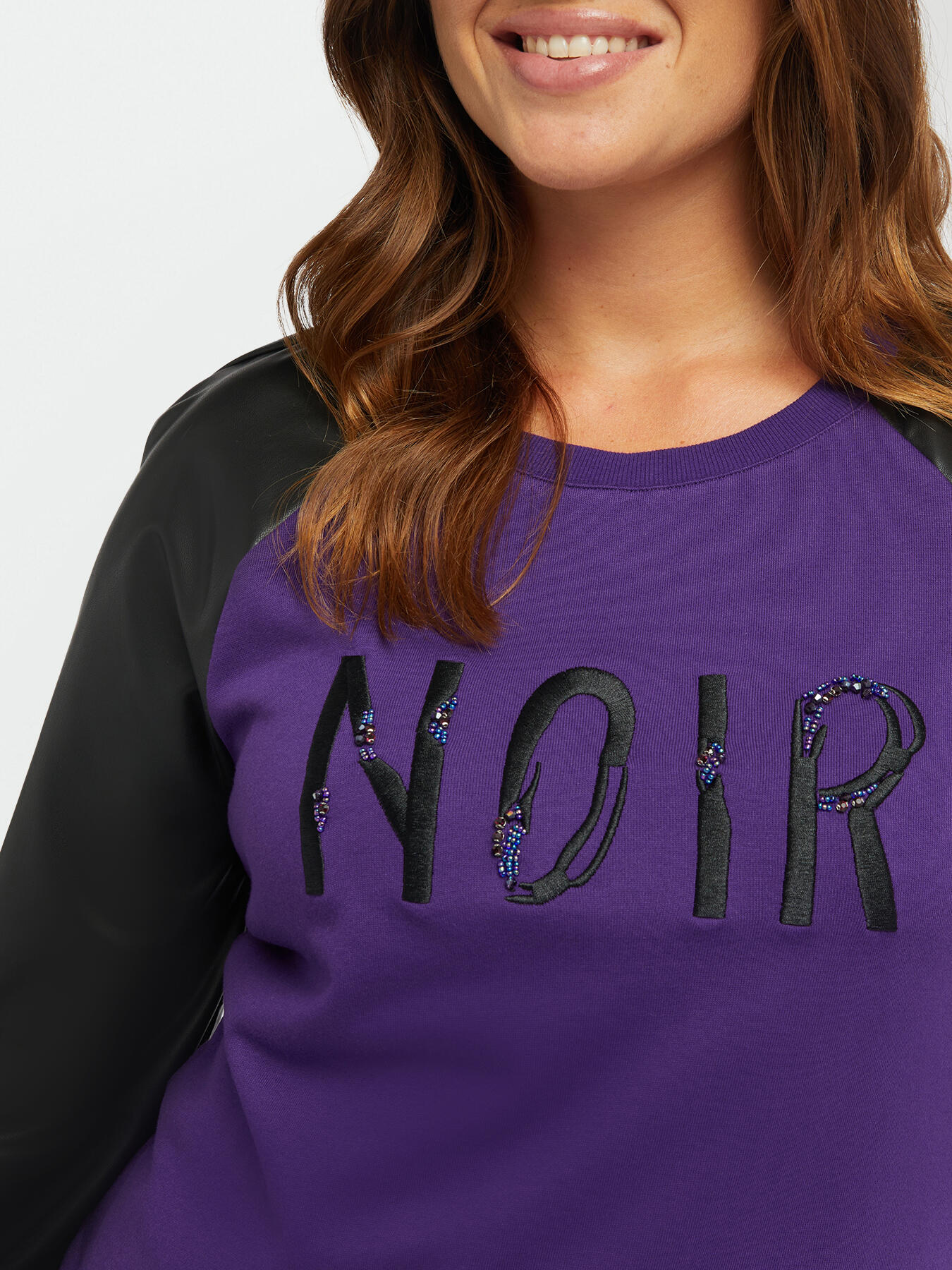 Dual-fabric embroidered sweatshirt image number 3