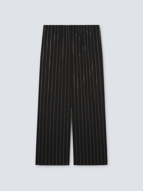 Pantalon avec fines rayures dans petits cabochons